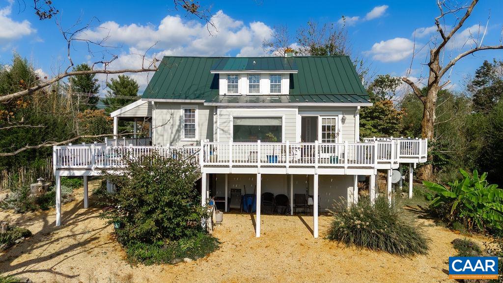 571 MOUNTAIN RD