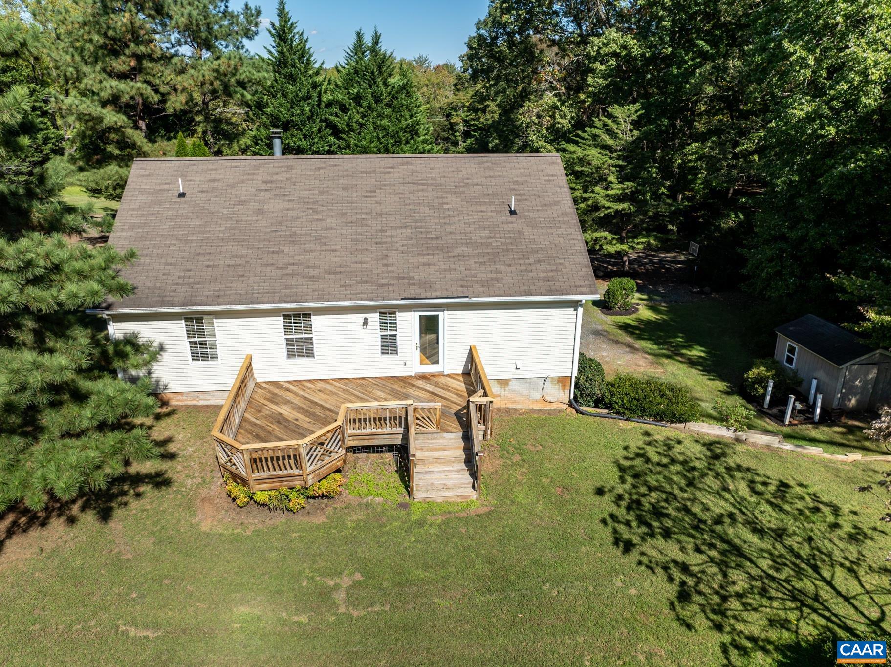 124 FOX RIDGE LN