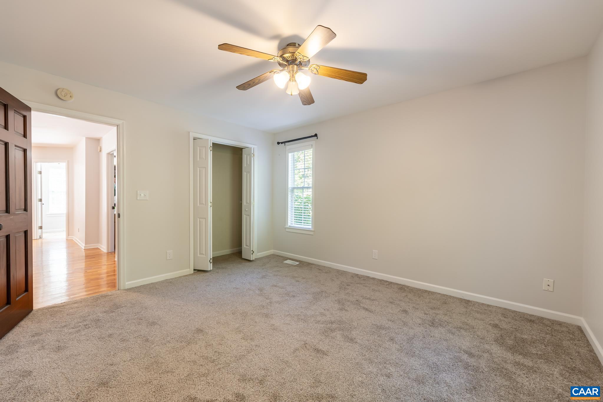 124 FOX RIDGE LN