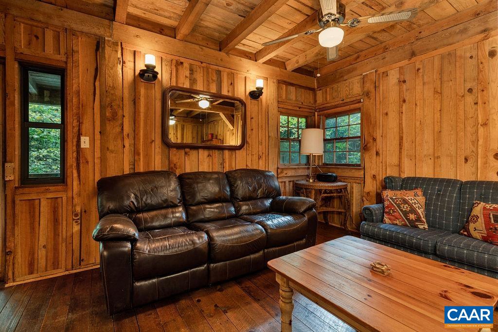 1280 CAMPBELLS MOUNTAIN RD