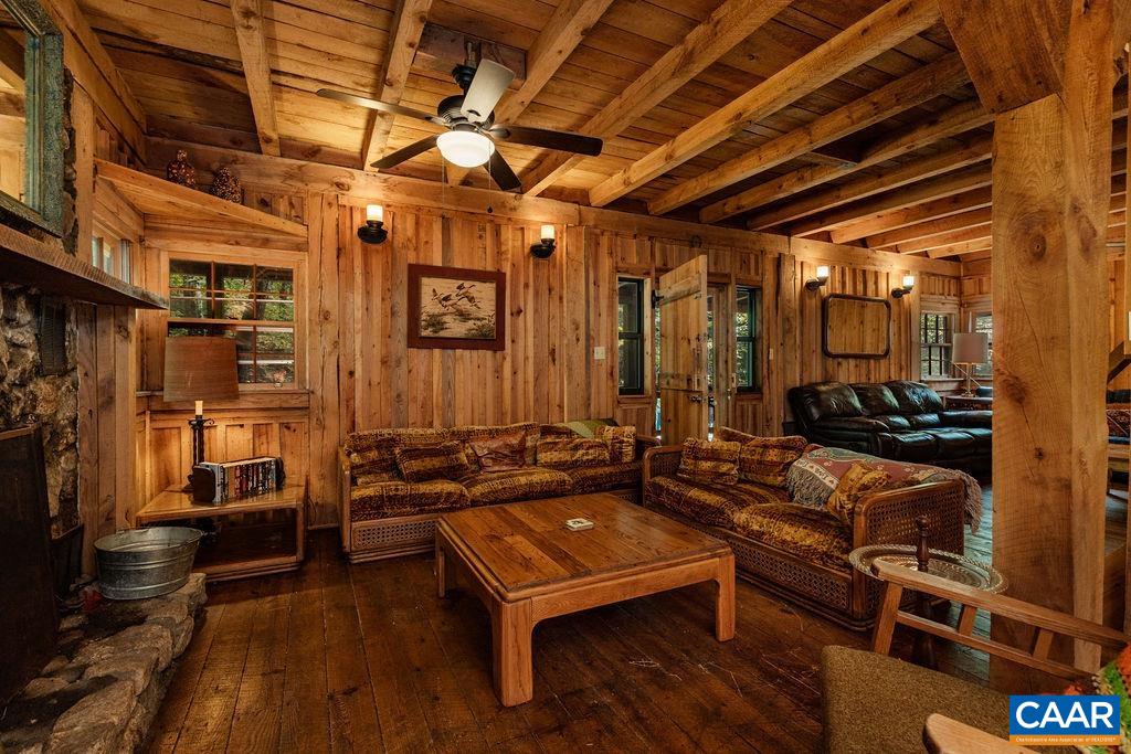 1280 CAMPBELLS MOUNTAIN RD