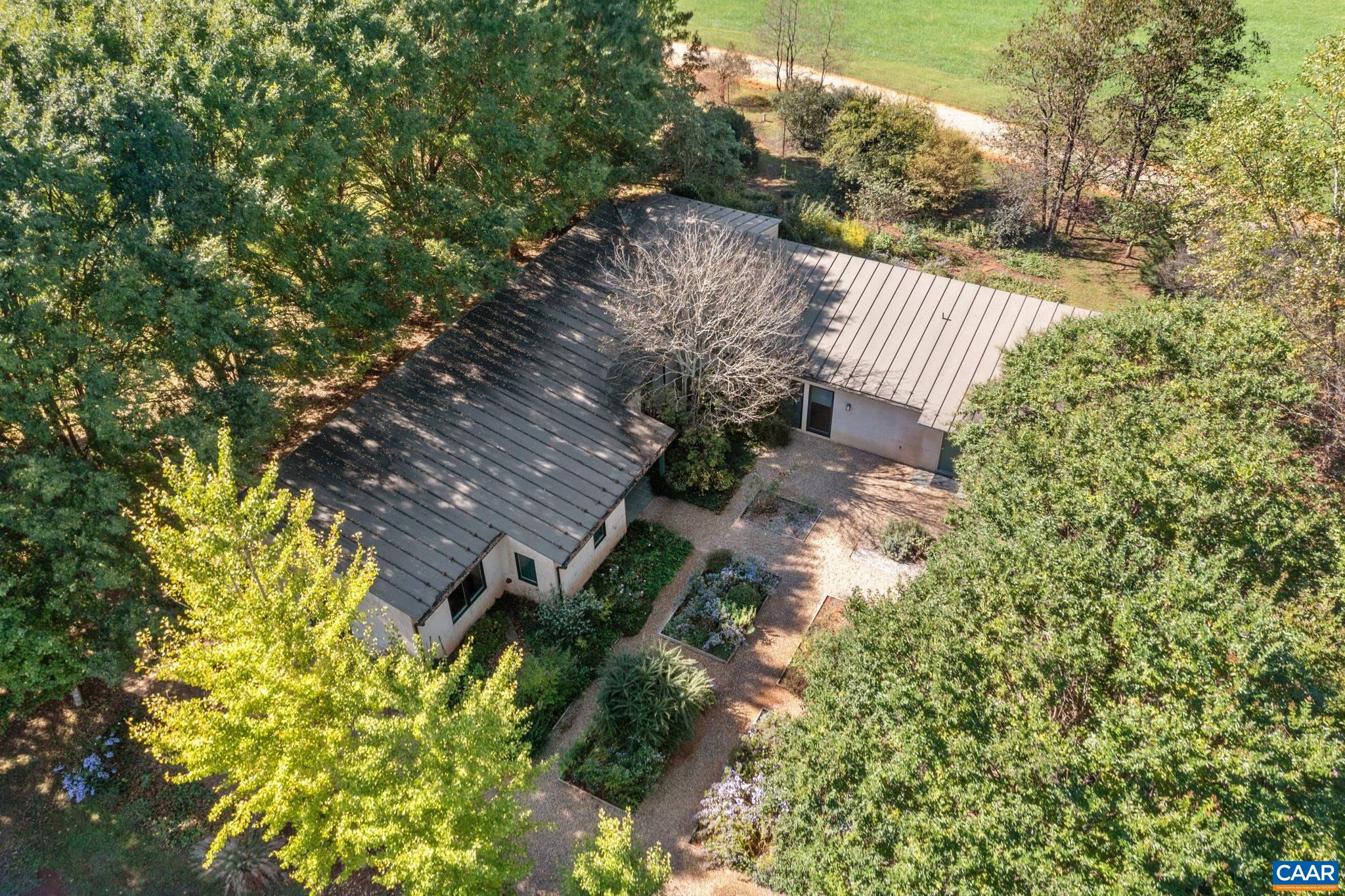 955 JONESBORO RD