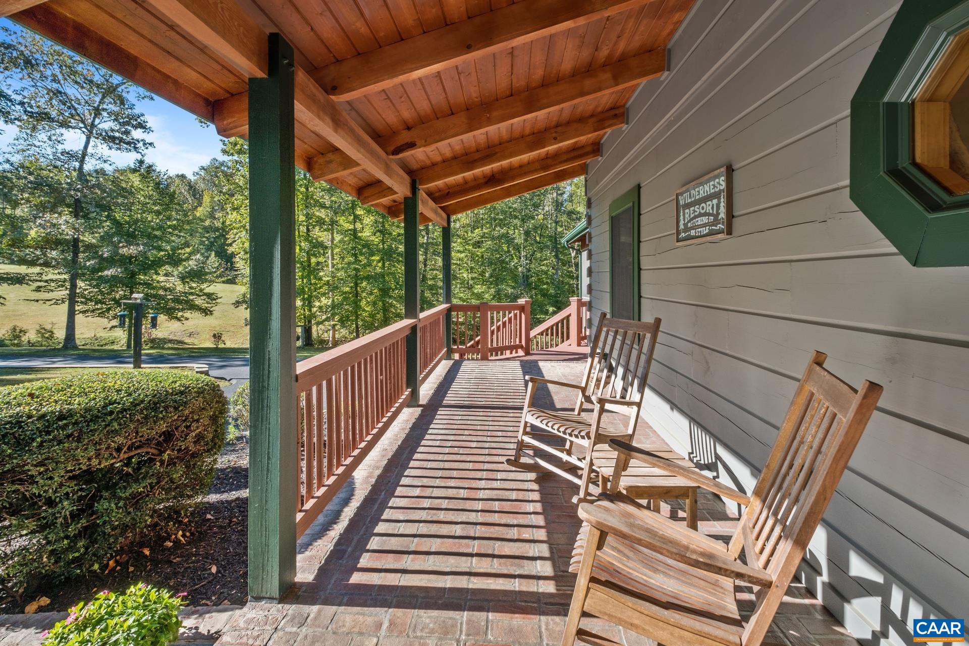 1133 HUNTERS LODGE RD