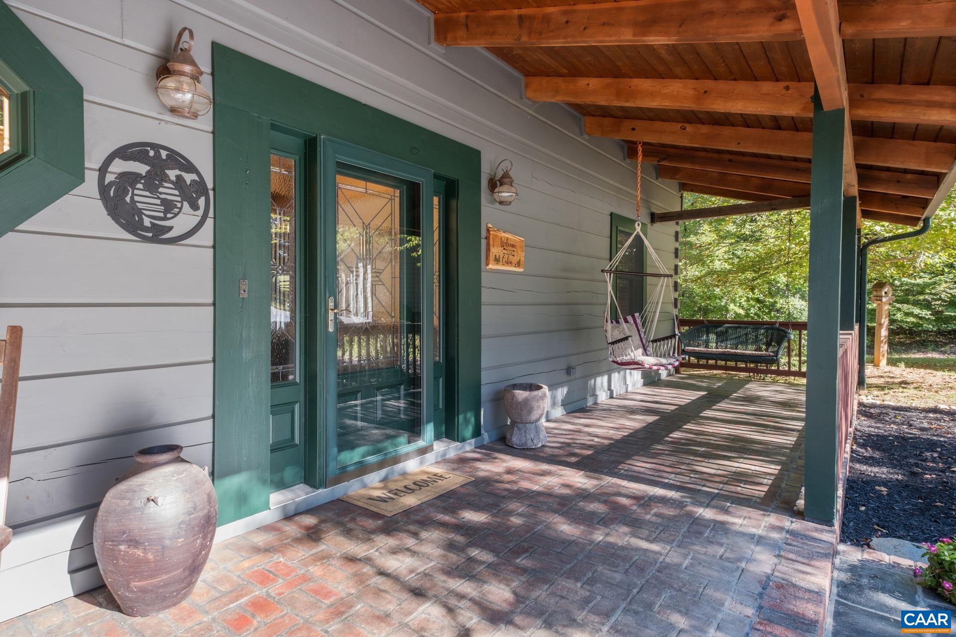 1133 HUNTERS LODGE RD