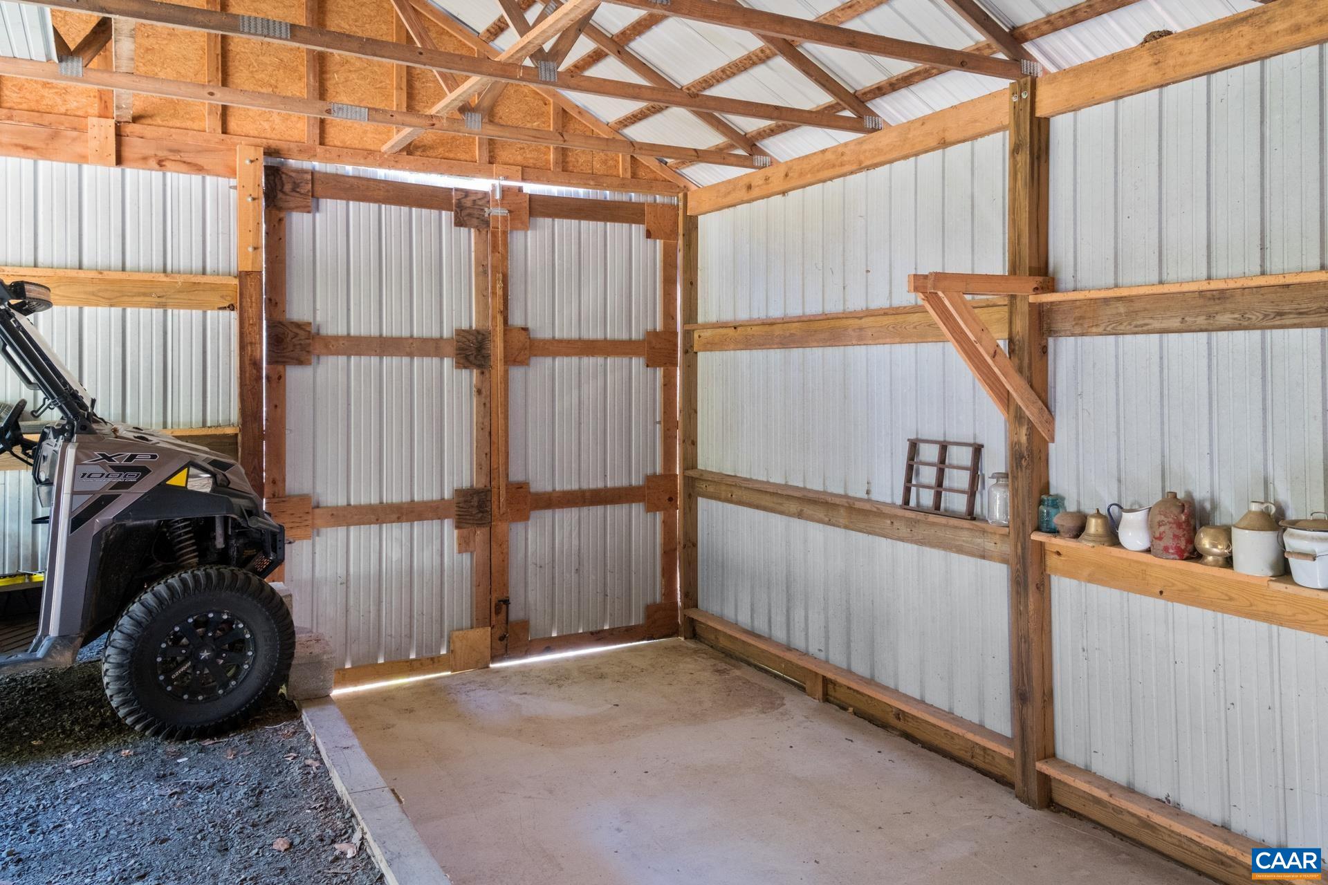 1133 HUNTERS LODGE RD