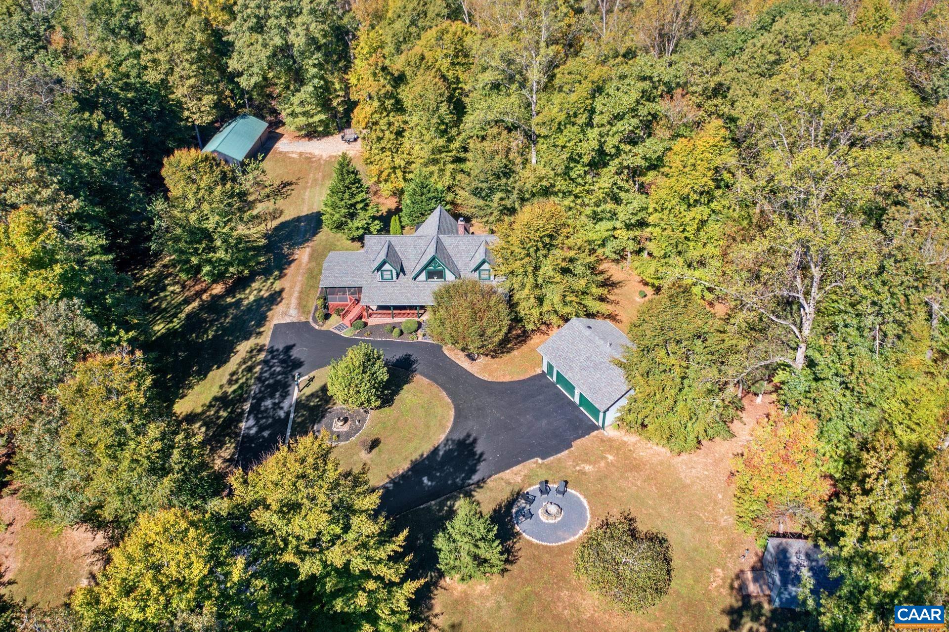 1133 HUNTERS LODGE RD