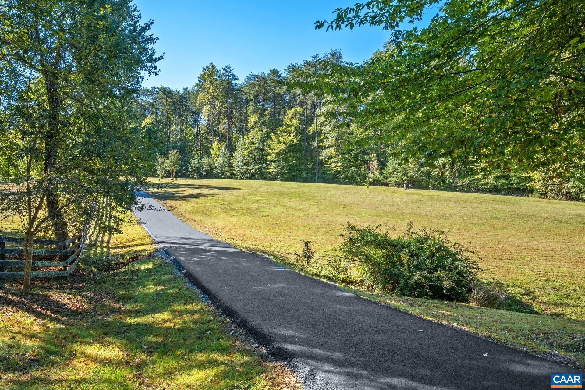 1133 HUNTERS LODGE RD