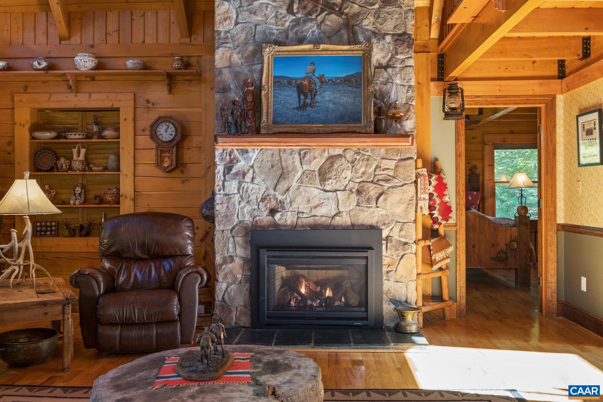 1133 HUNTERS LODGE RD