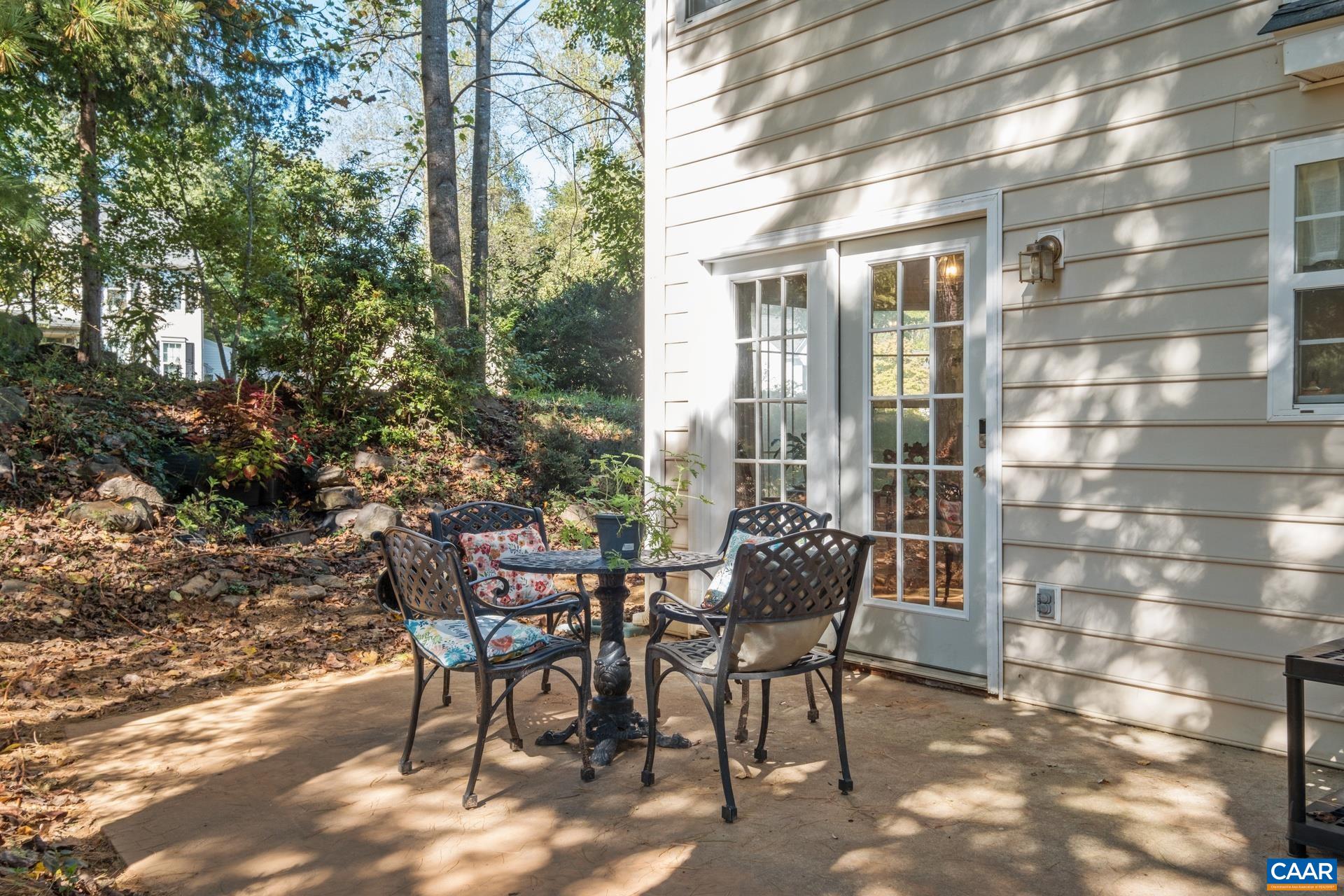 2690 ENGLISH OAKS CIR