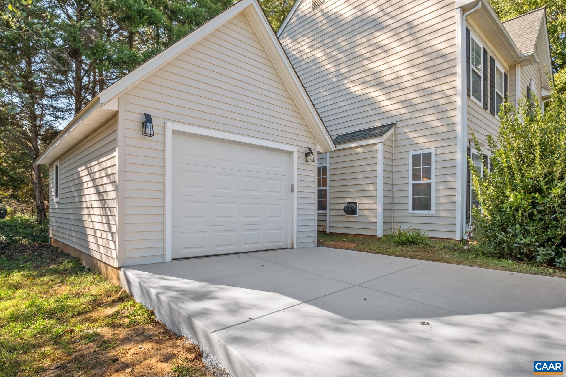 2690 ENGLISH OAKS CIR