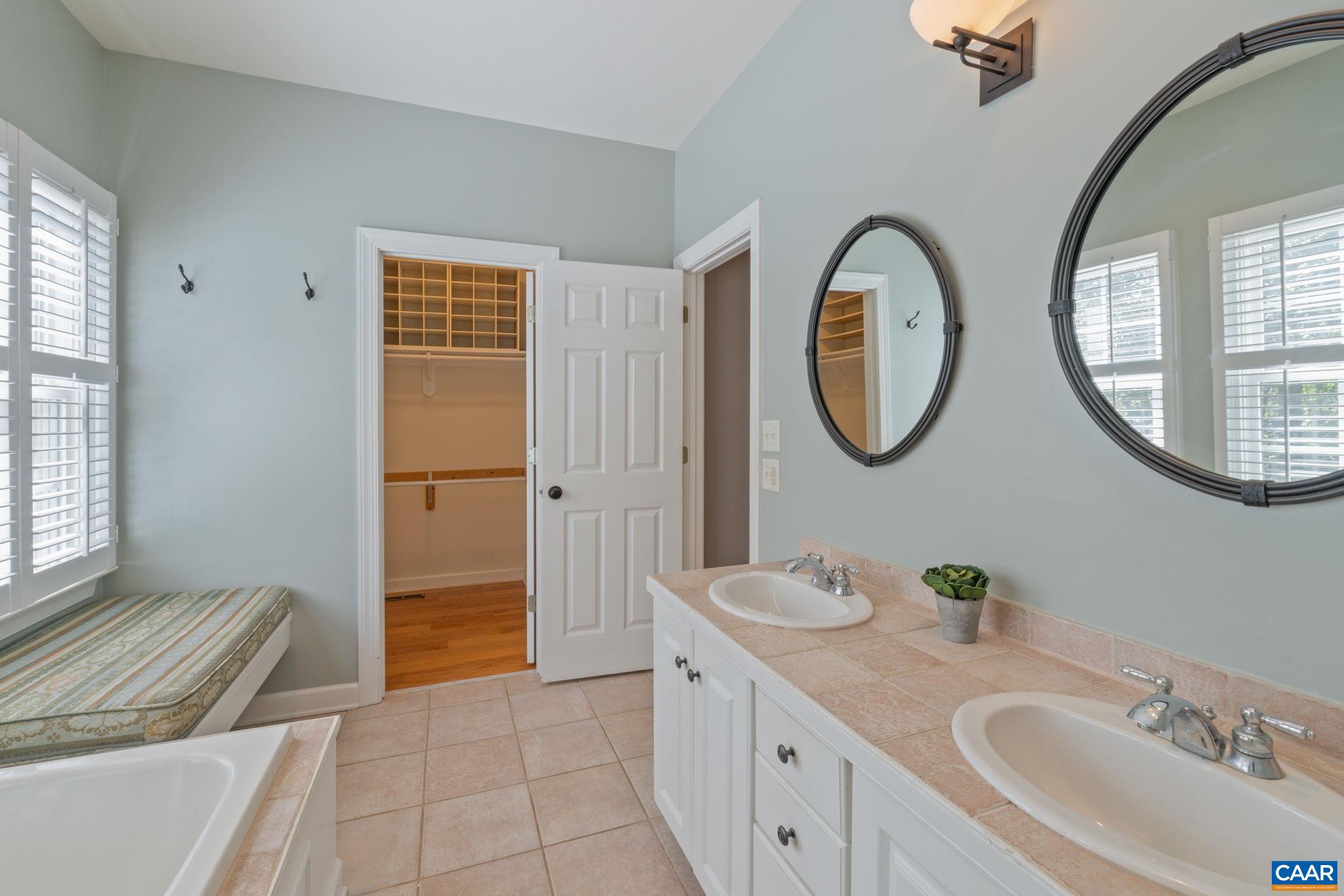 351 IVY VISTA DR