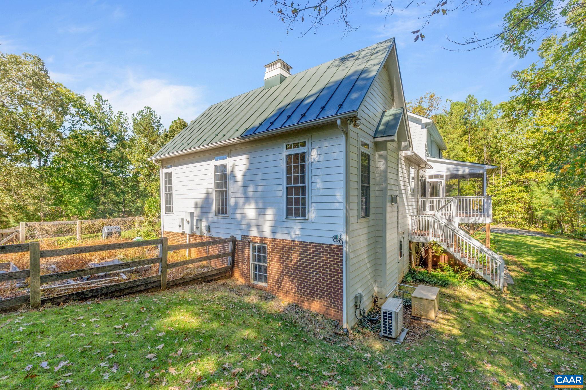 351 IVY VISTA DR