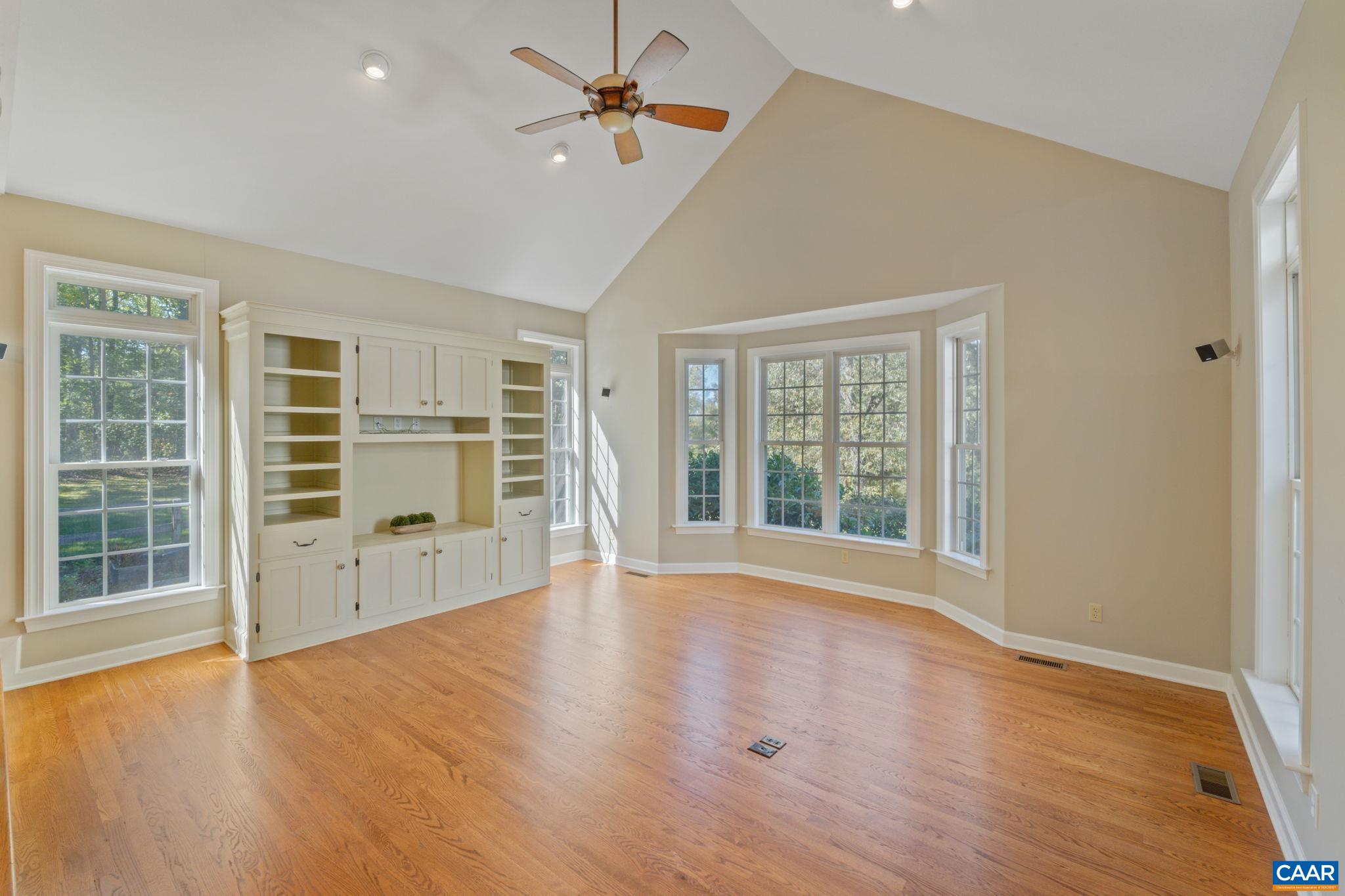 351 IVY VISTA DR
