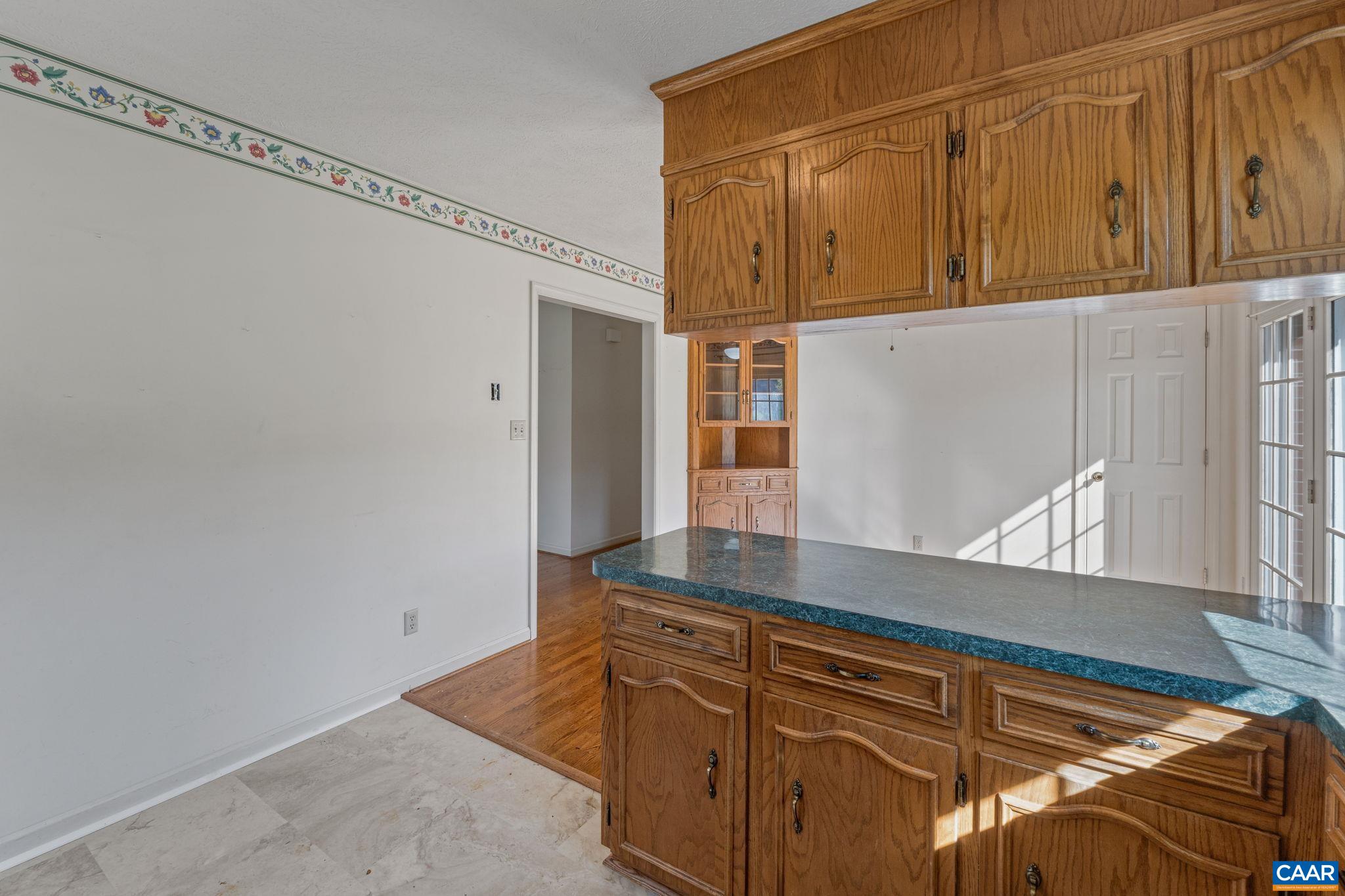 344 LEXINGTON WAY