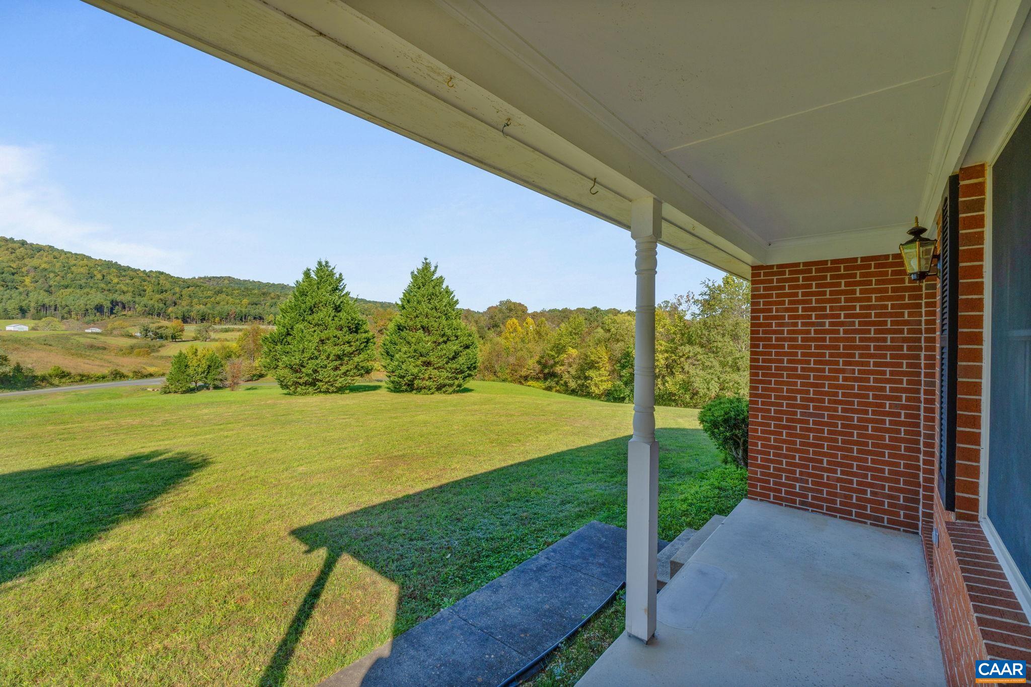344 LEXINGTON WAY