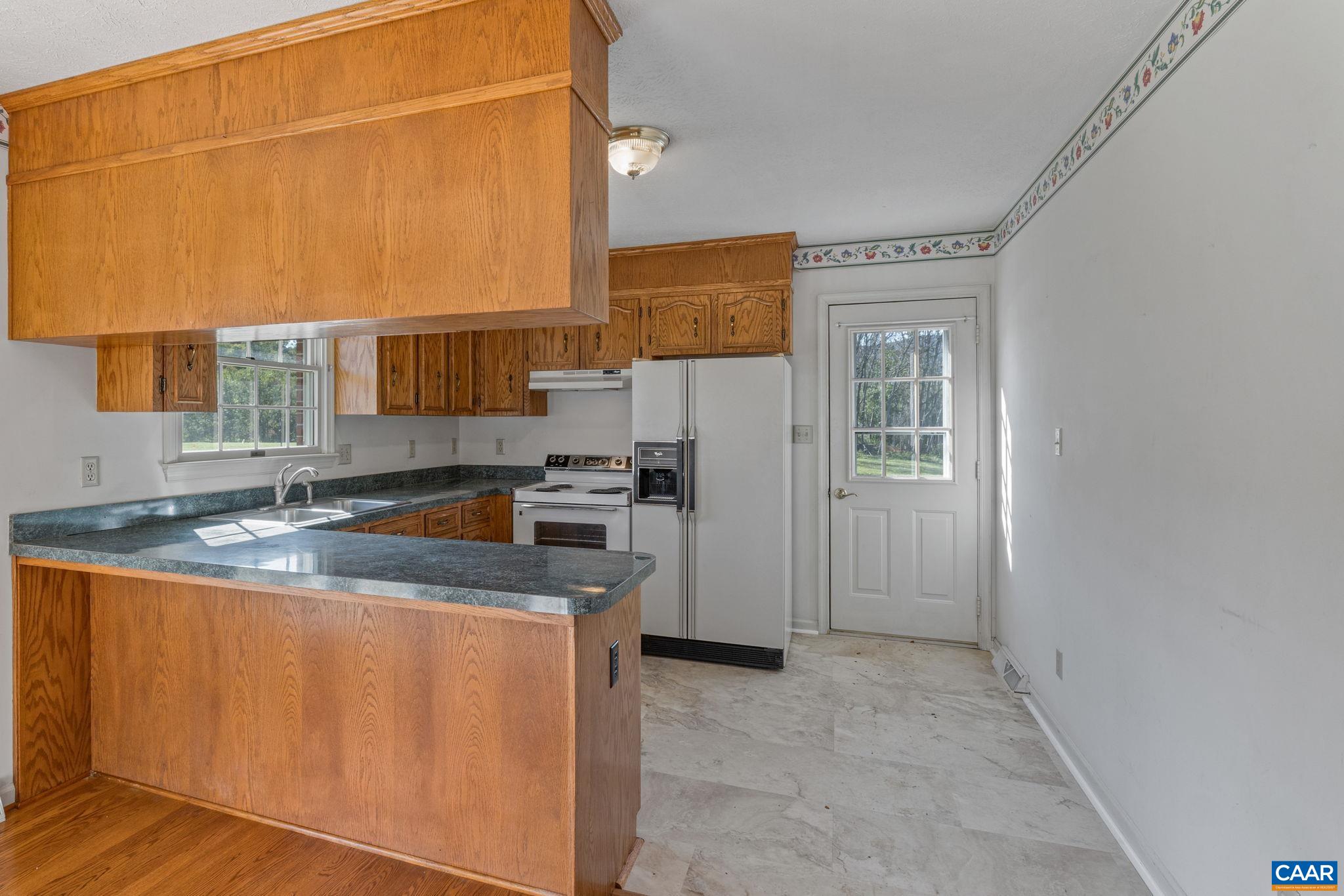 344 LEXINGTON WAY