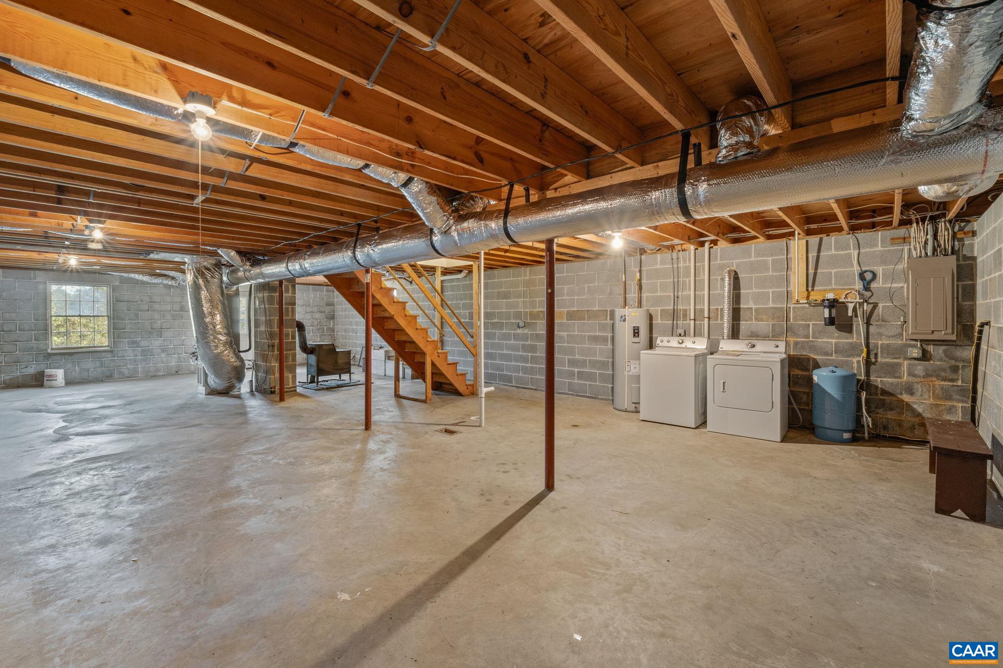 344 LEXINGTON WAY