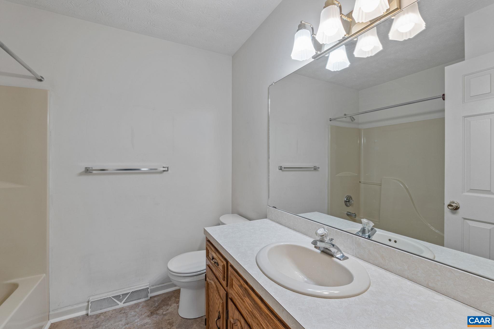 344 LEXINGTON WAY