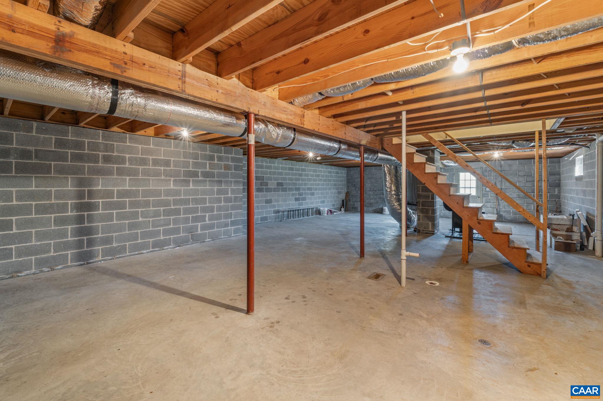 344 LEXINGTON WAY