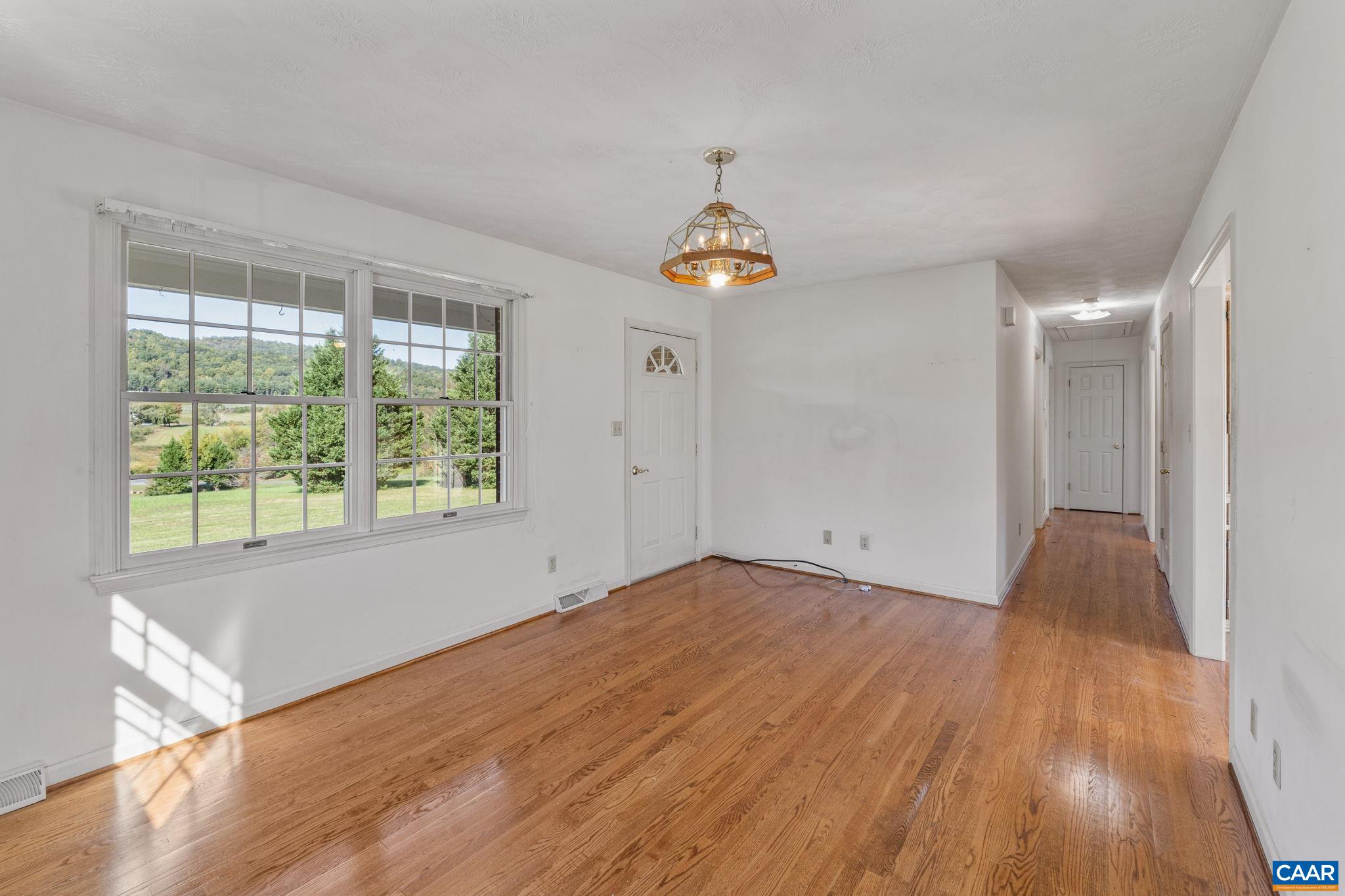 344 LEXINGTON WAY