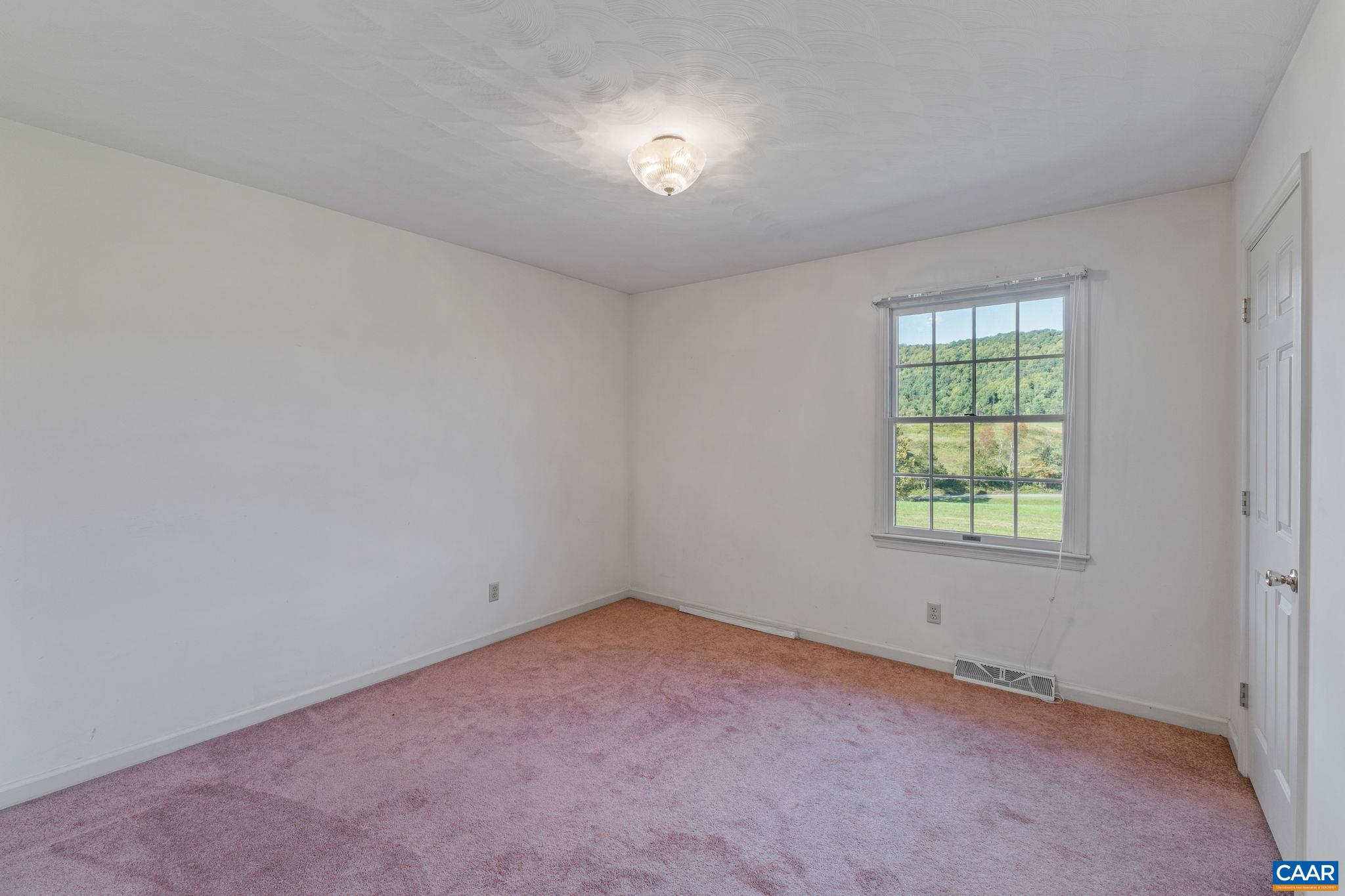 344 LEXINGTON WAY