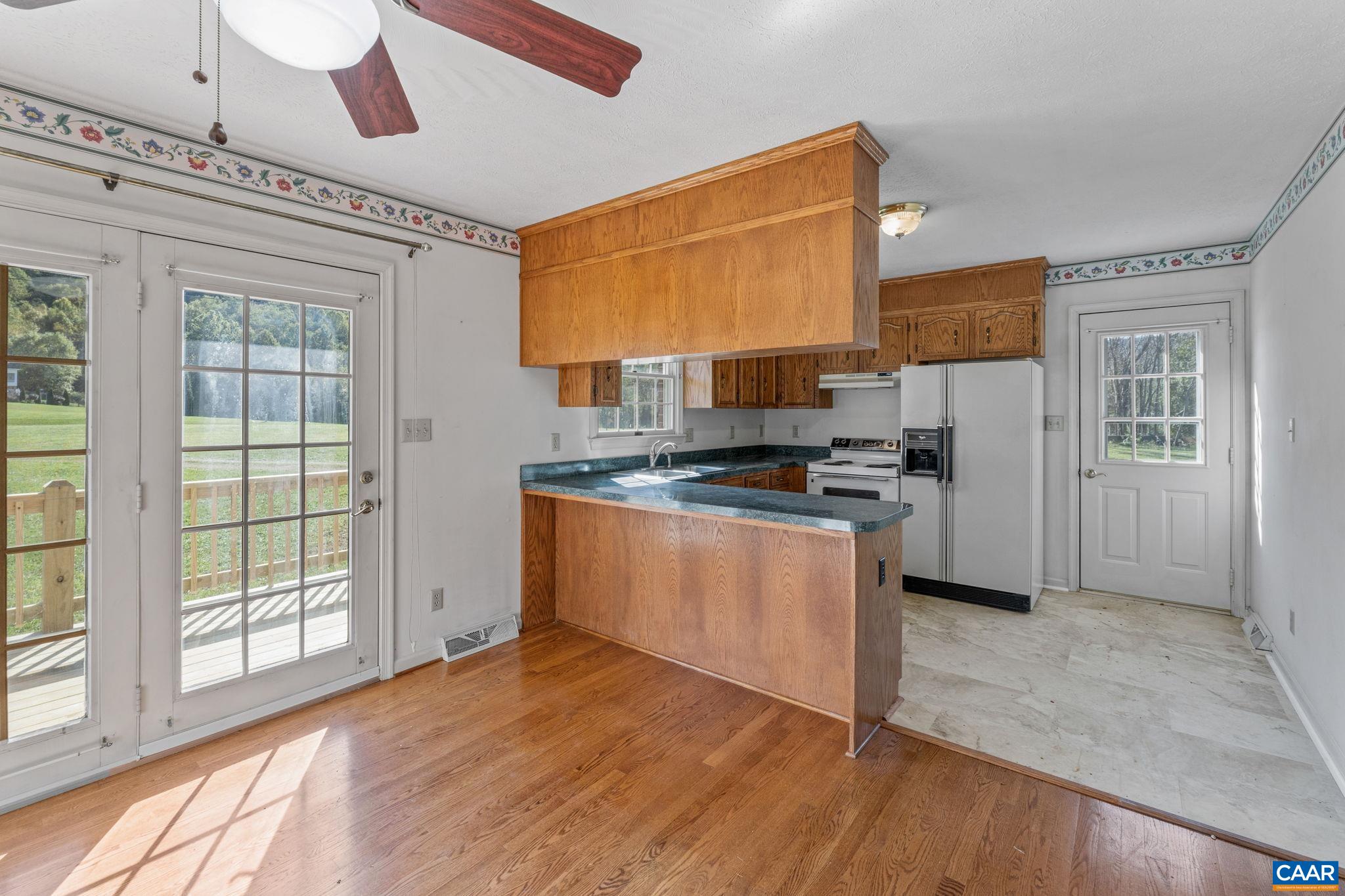344 LEXINGTON WAY