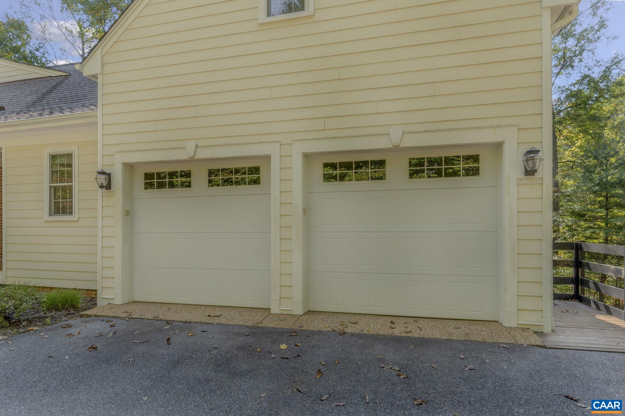 3080 BEAU MONT FARM RD