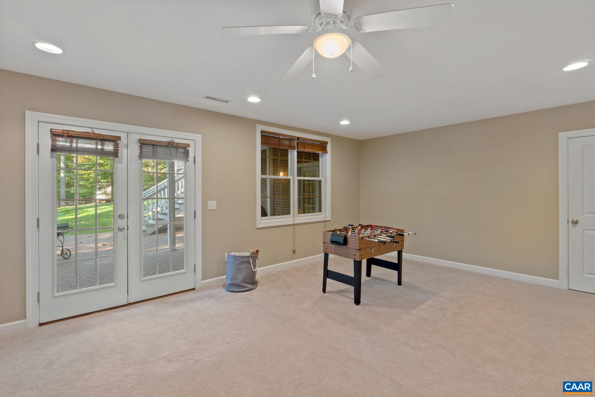 3080 BEAU MONT FARM RD