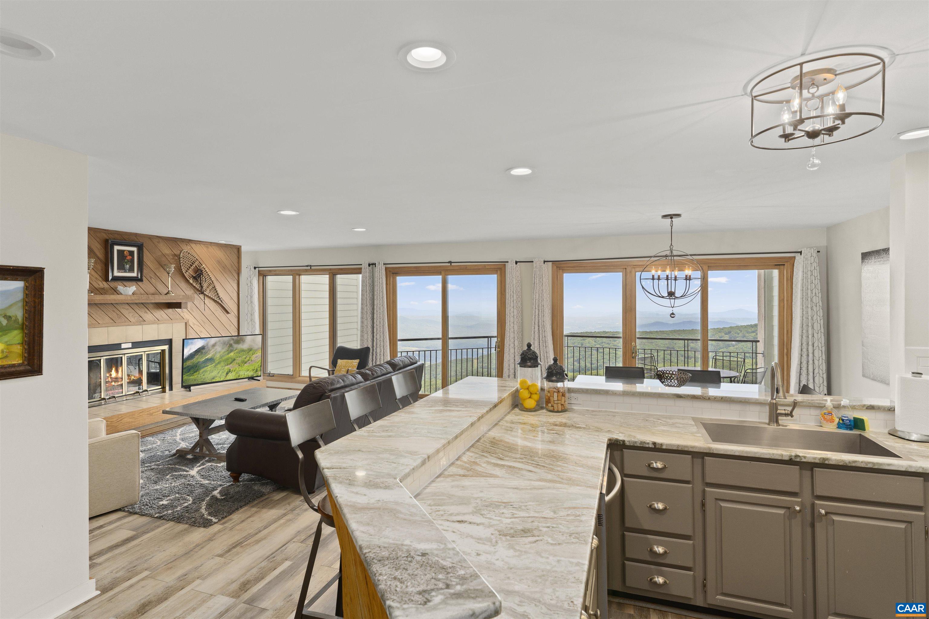 1581 VISTAS CONDOS Unit: 1581