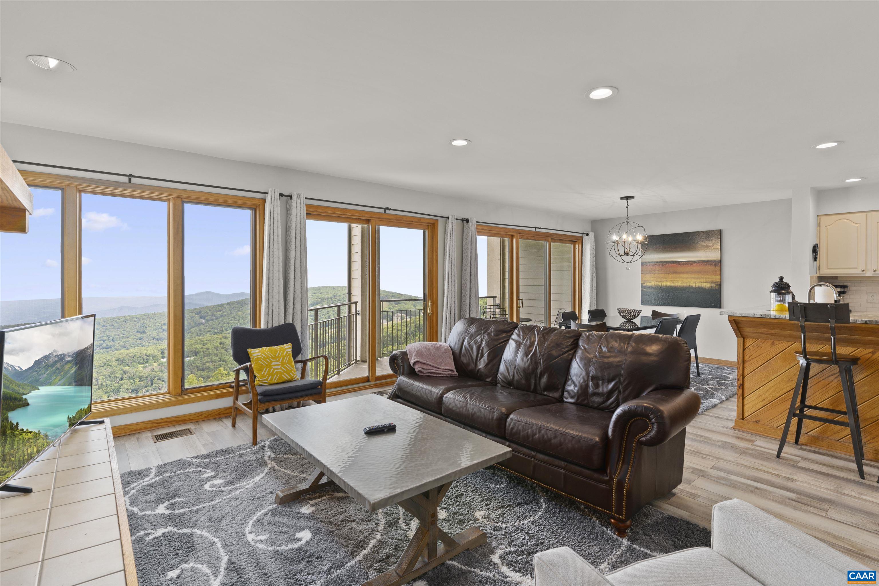 1581 VISTAS CONDOS Unit: 1581