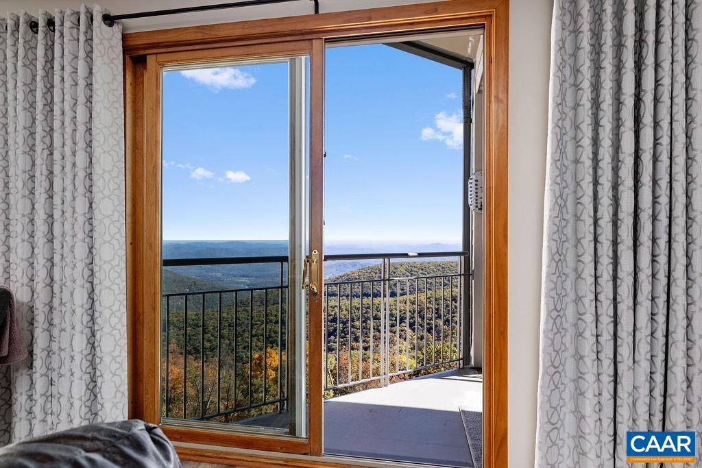 1581 VISTAS CONDOS Unit: 1581