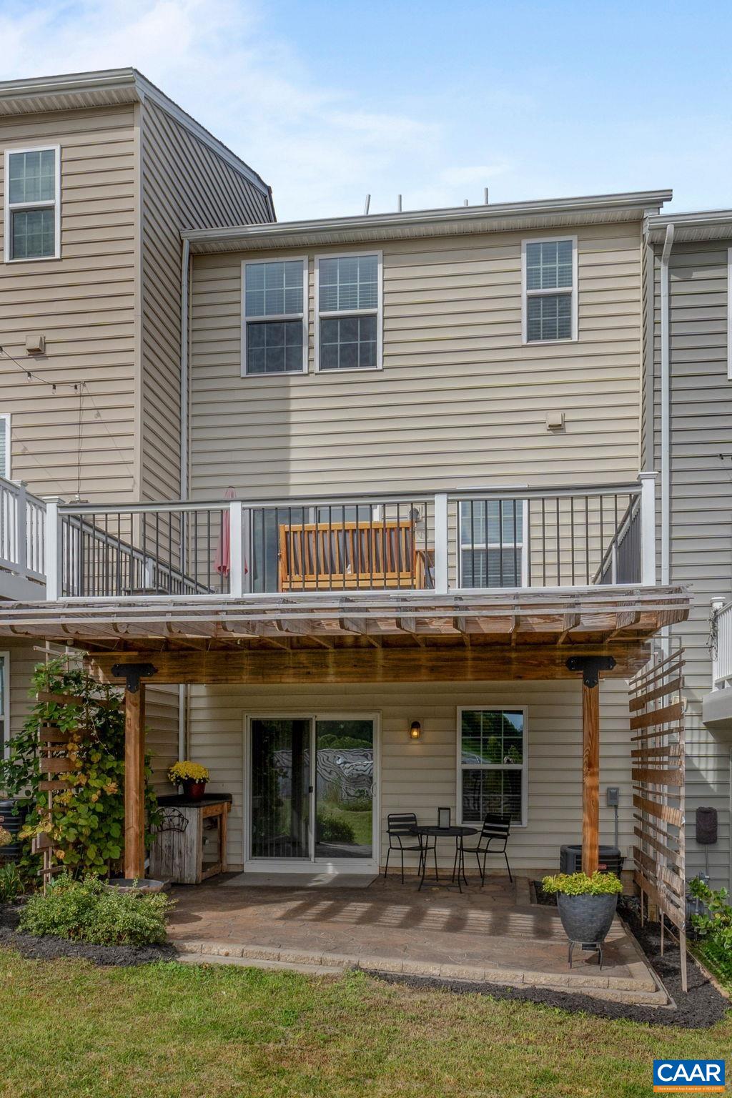 2017 ELM TREE CT