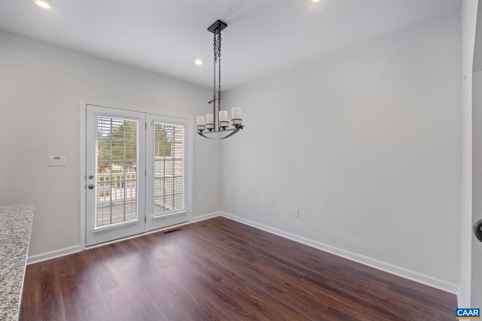 2128 ELM TREE CT