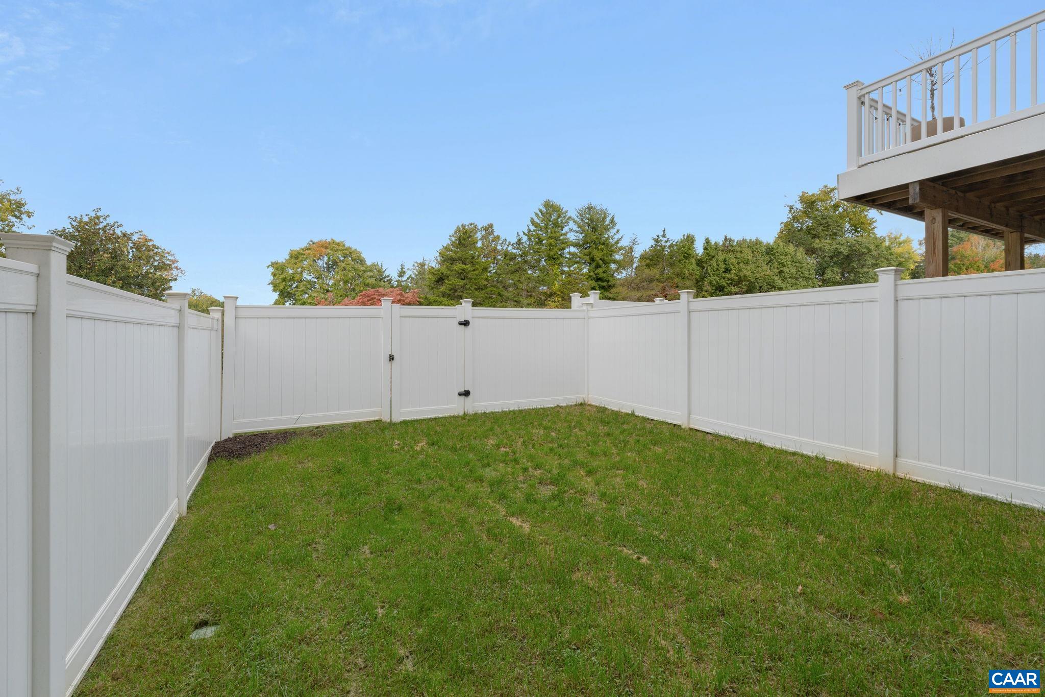 2128 ELM TREE CT
