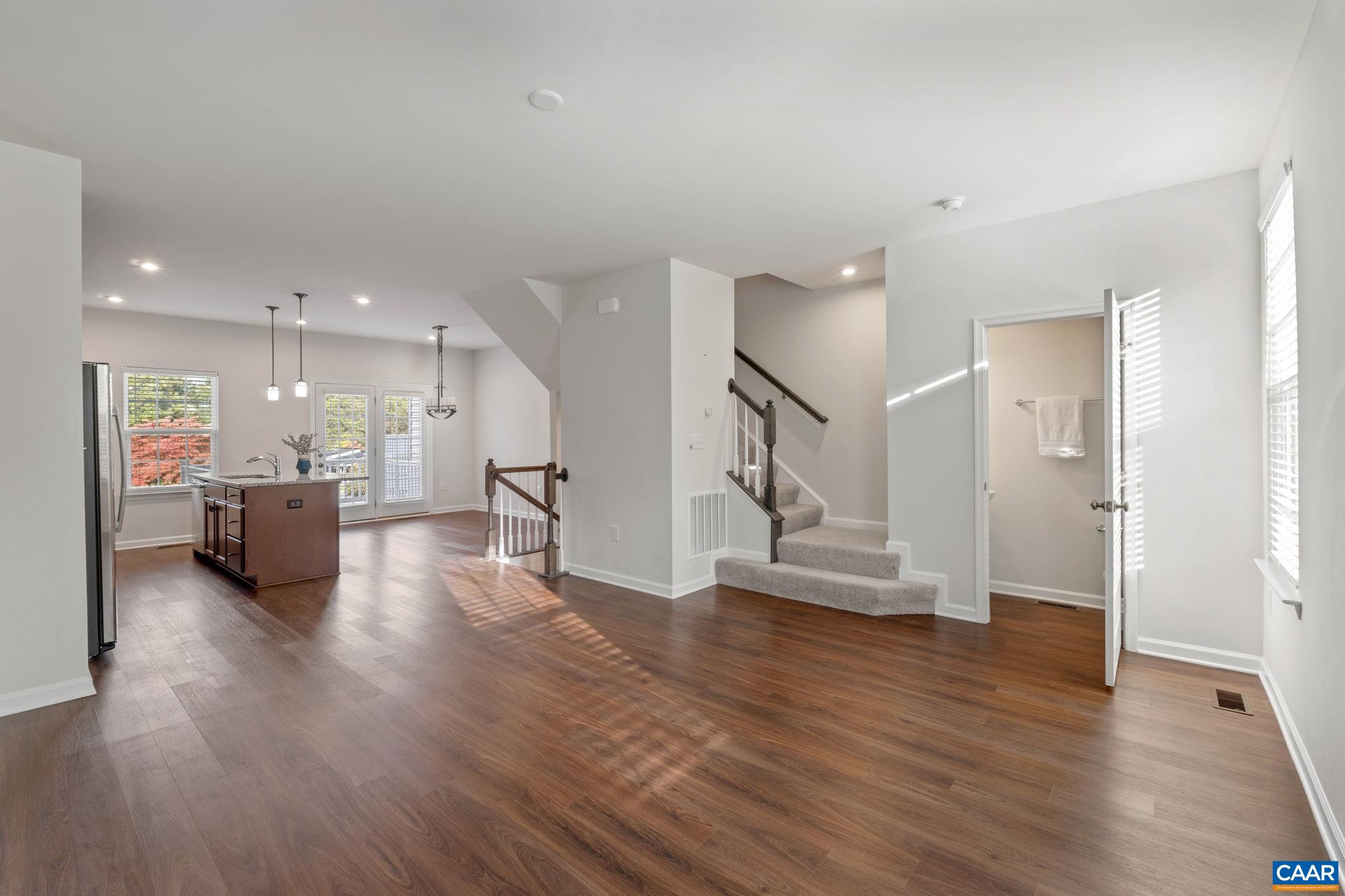 2128 ELM TREE CT