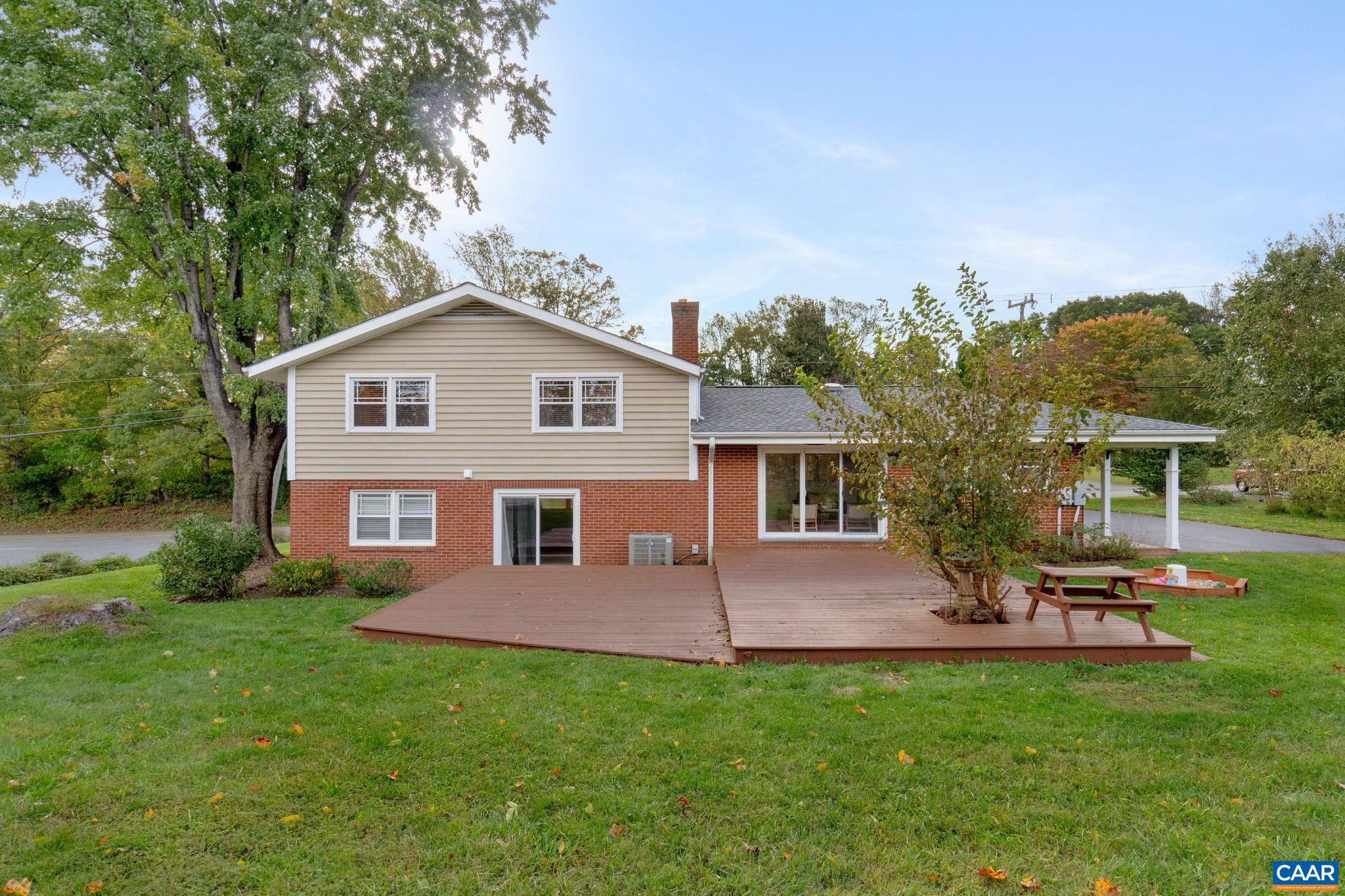 470 STAGECOACH RD