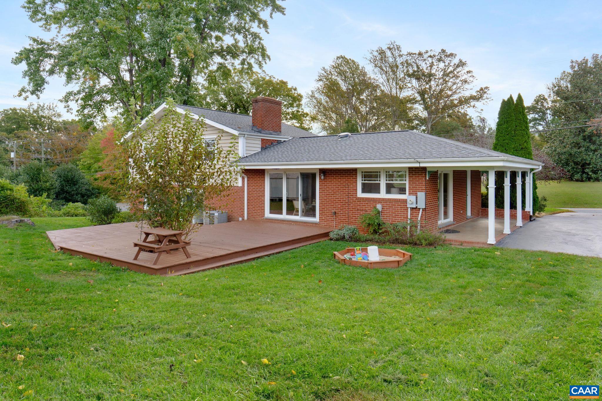 470 STAGECOACH RD