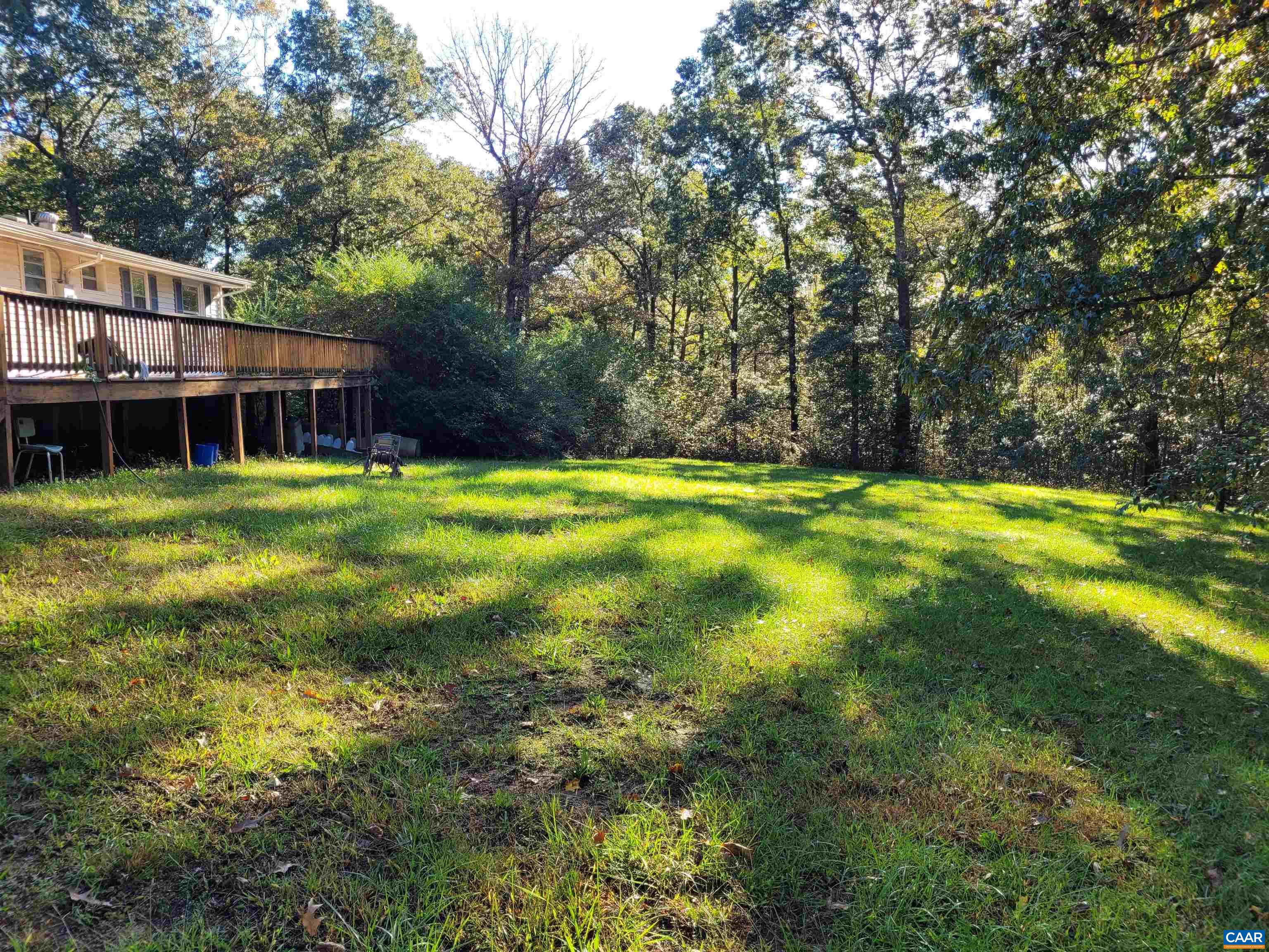 866 TOMS RD
