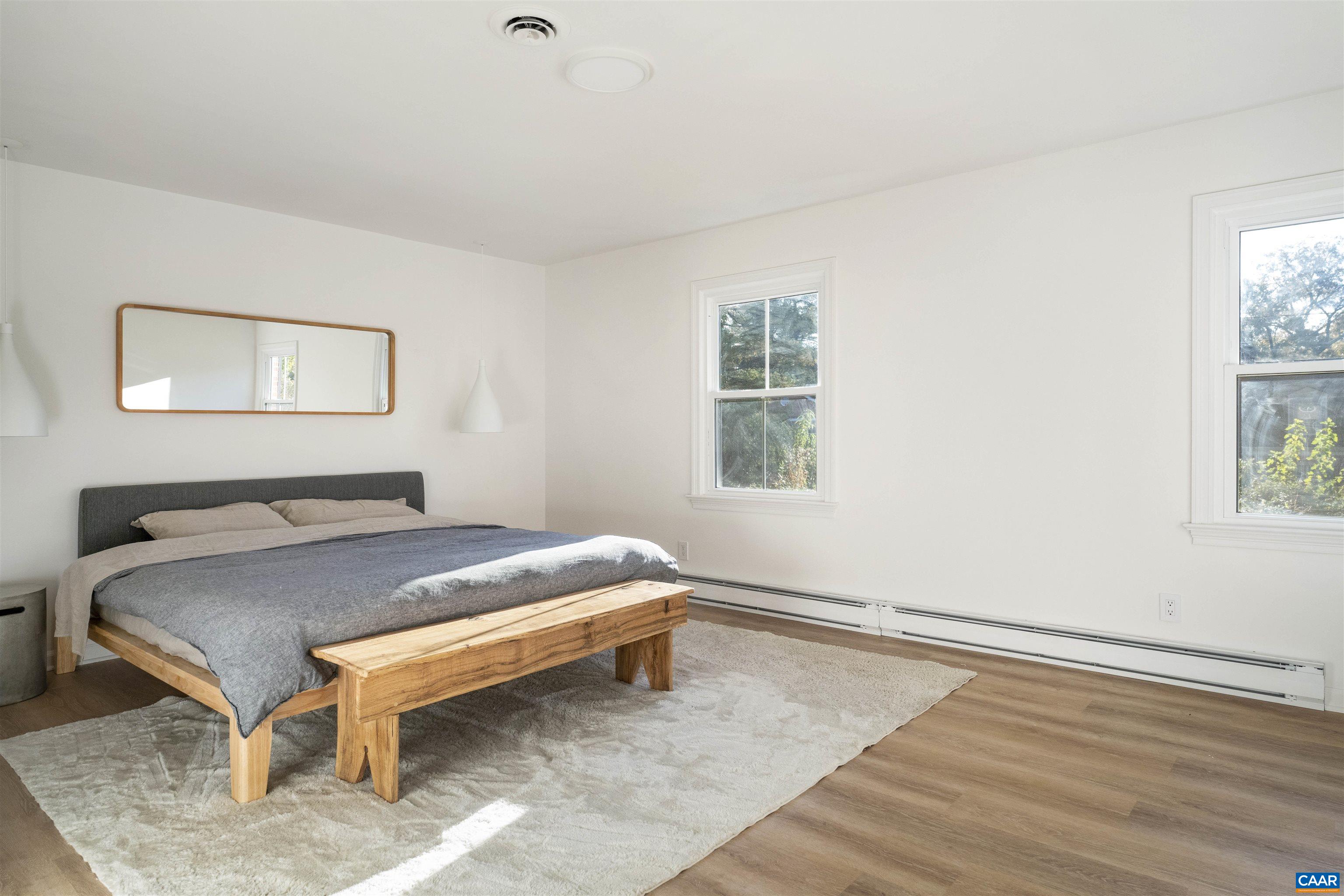 205 CHAUCER RD