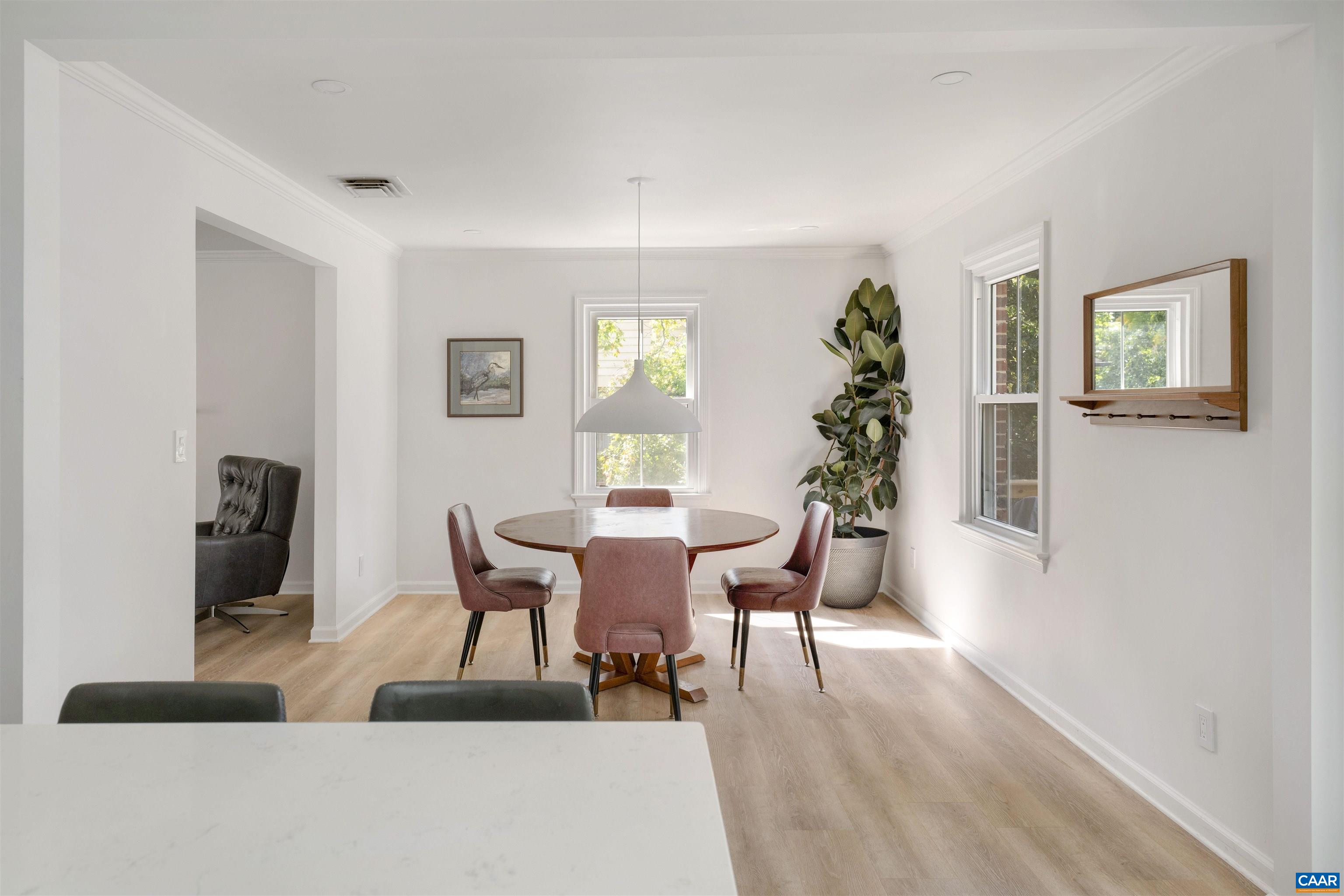 205 CHAUCER RD