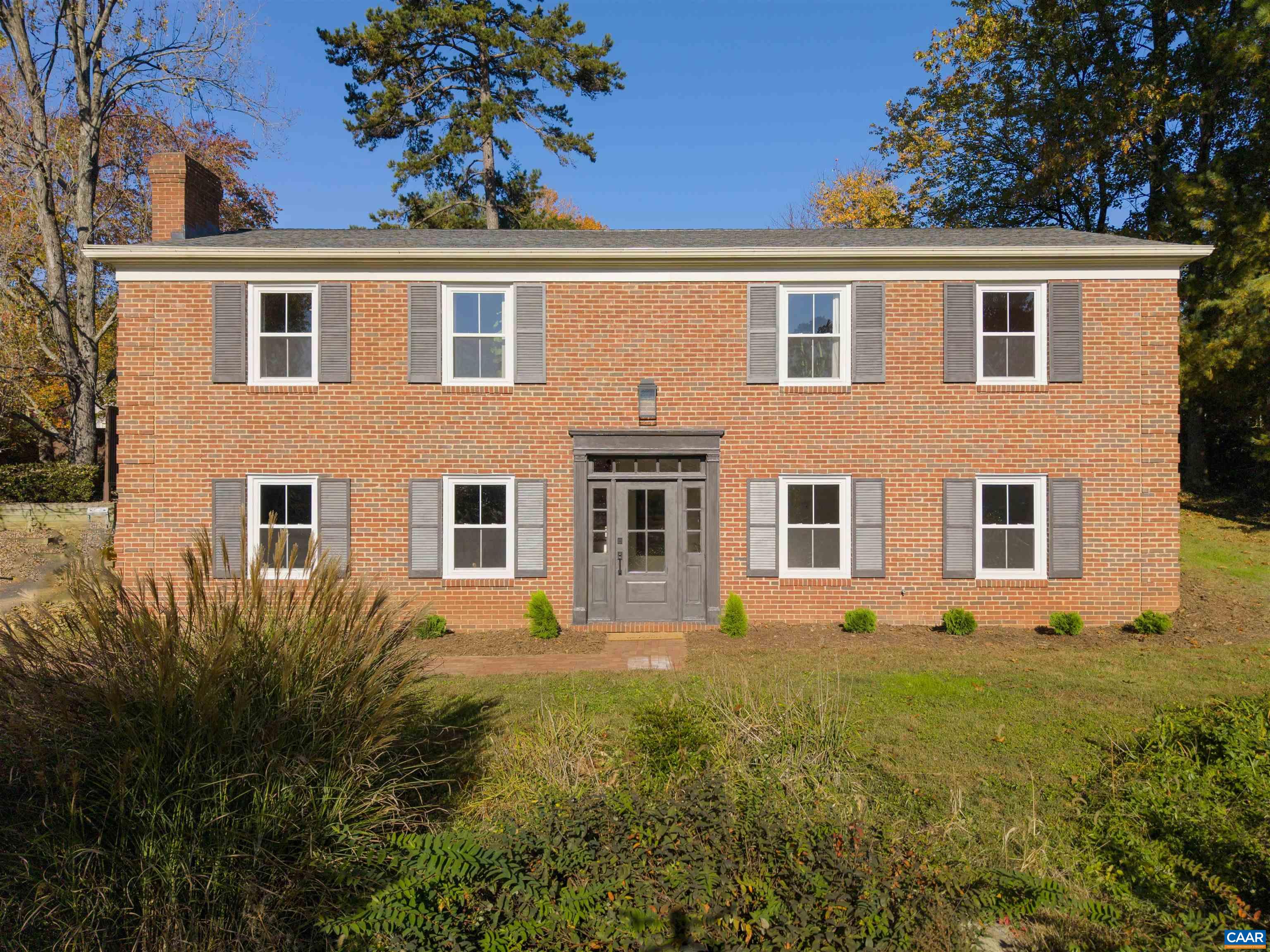 205 CHAUCER RD