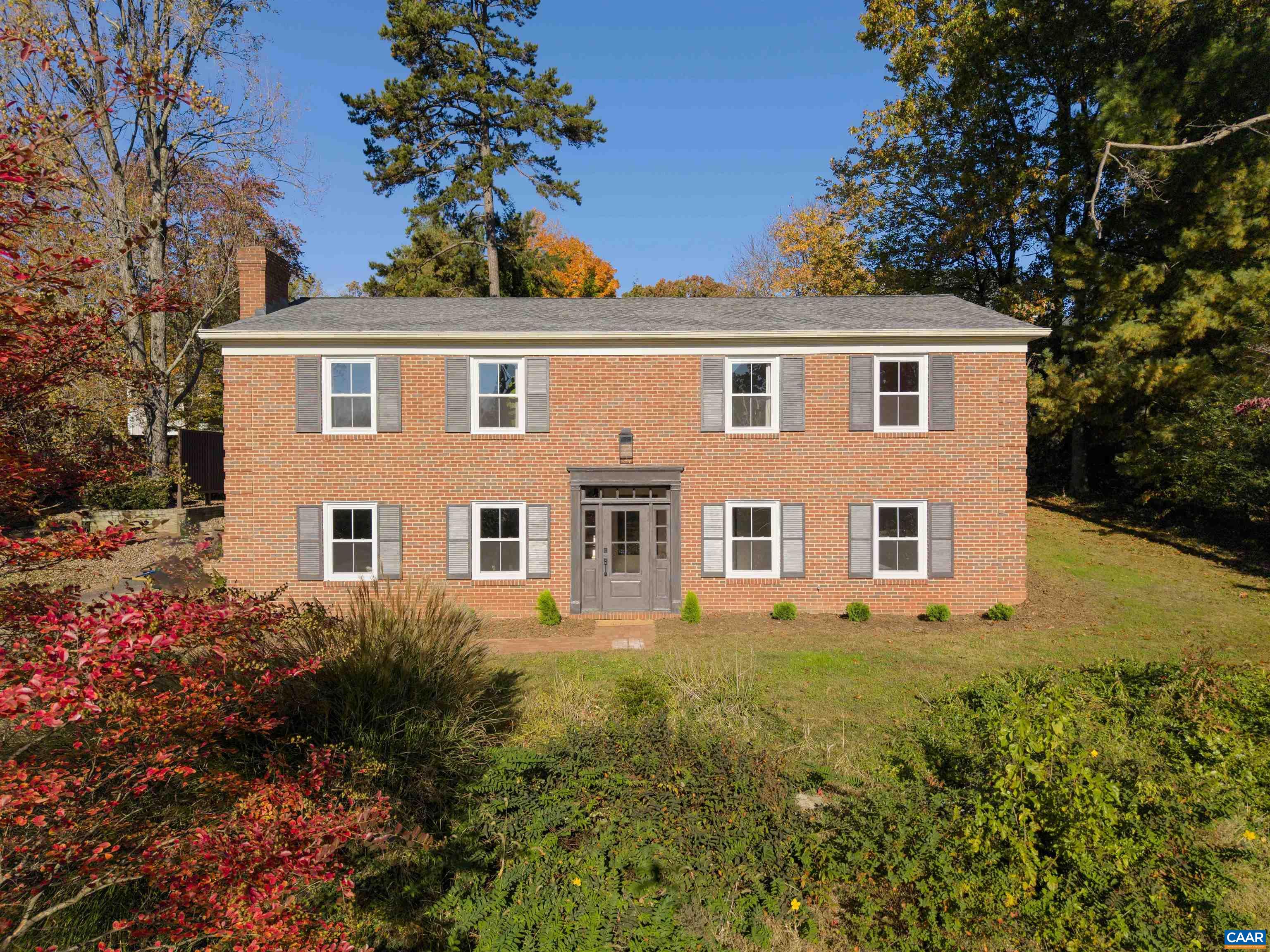 205 CHAUCER RD