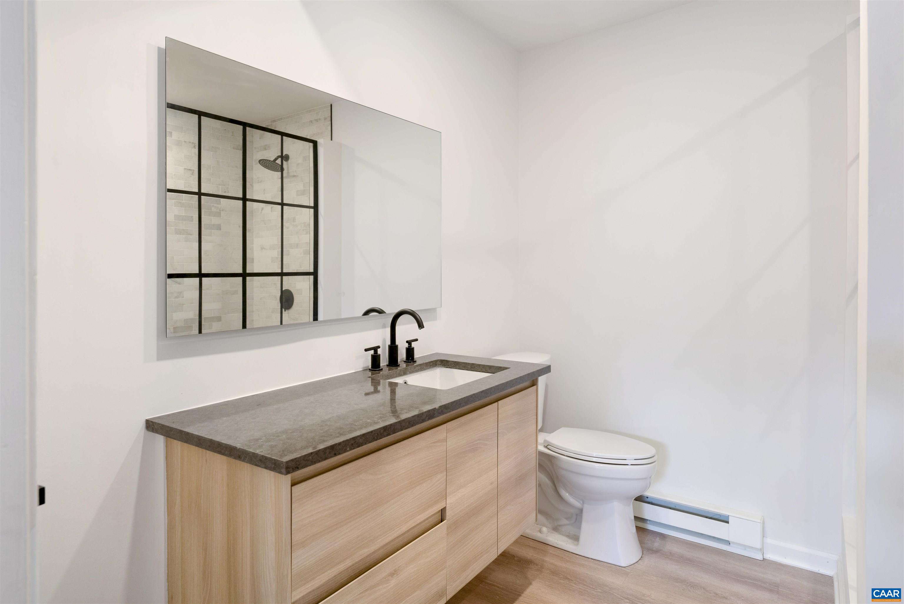 205 CHAUCER RD