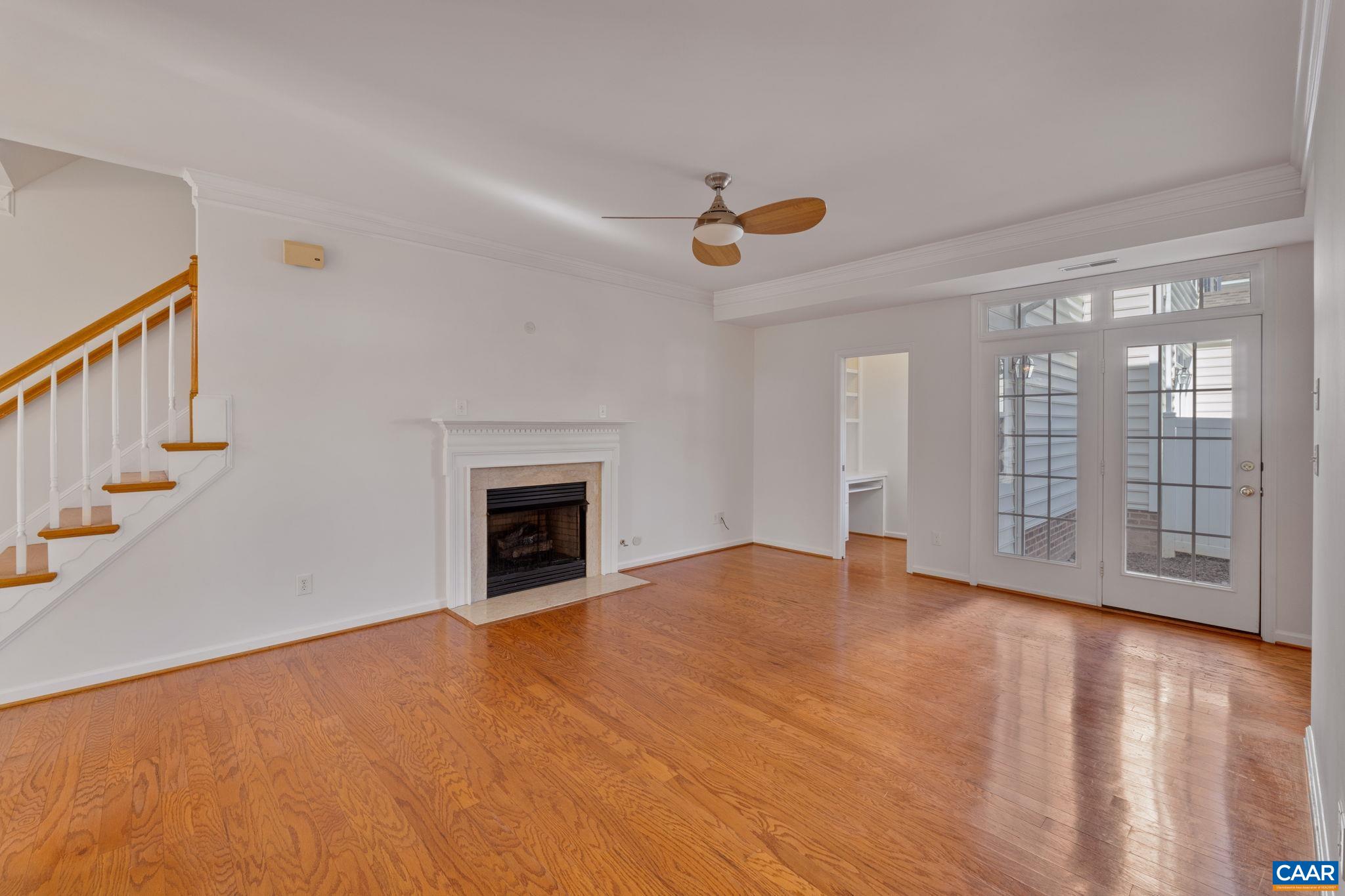 2117 PINEY KNOLL LN