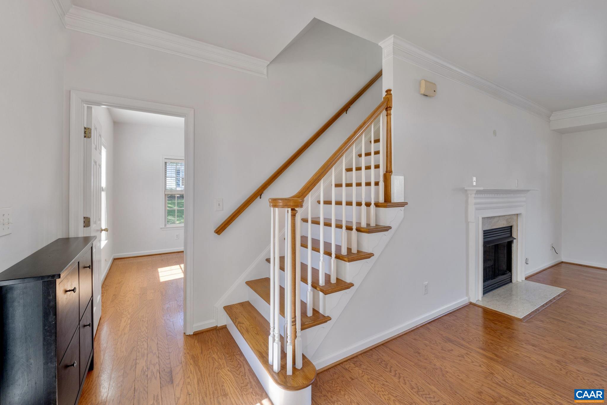 2117 PINEY KNOLL LN