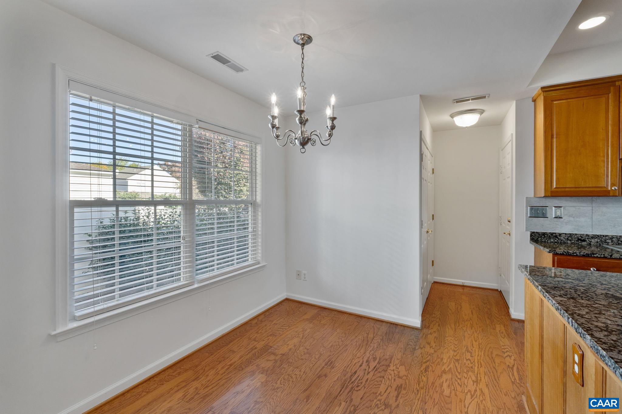 2117 PINEY KNOLL LN