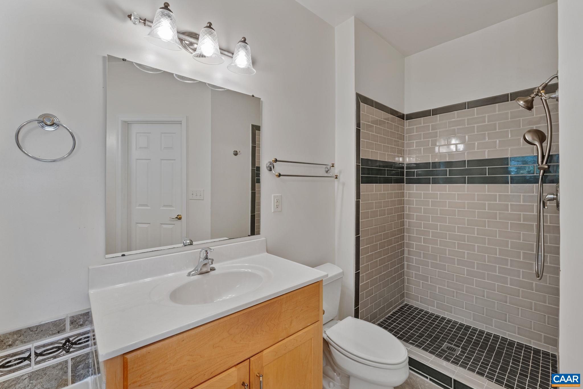 2117 PINEY KNOLL LN