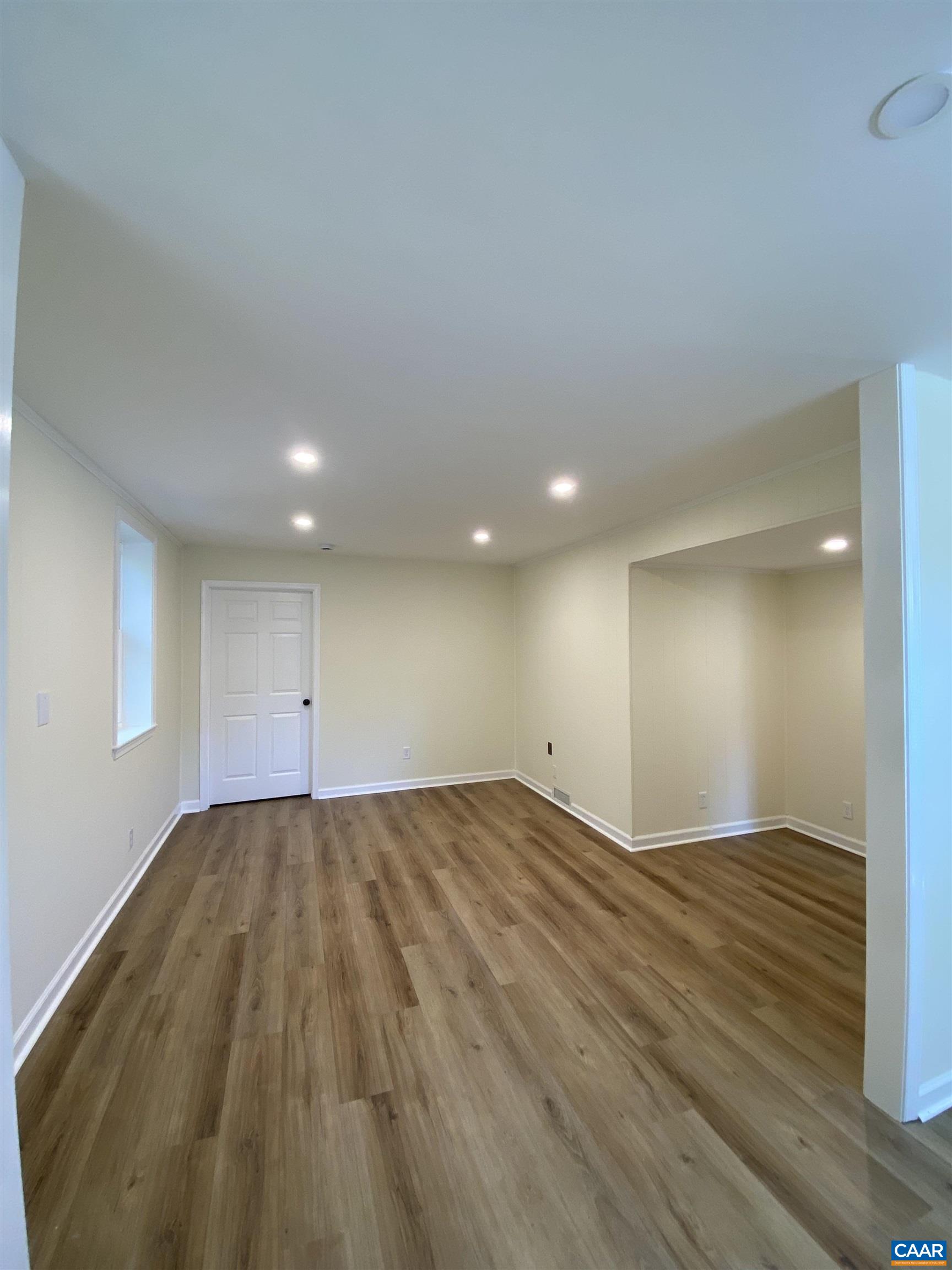 608 ELIZABETH AVE Unit: B