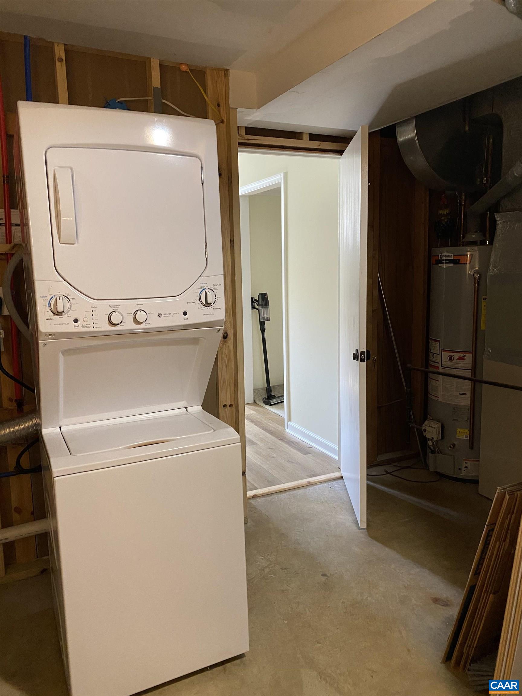 608 ELIZABETH AVE Unit: B