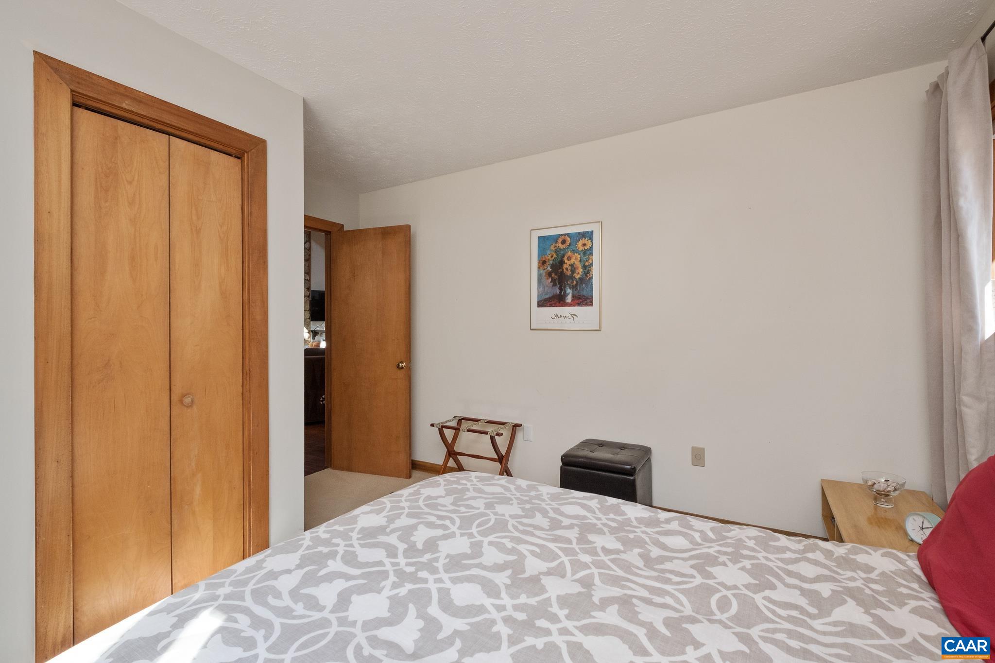 119 EAST CATOCTIN DR
